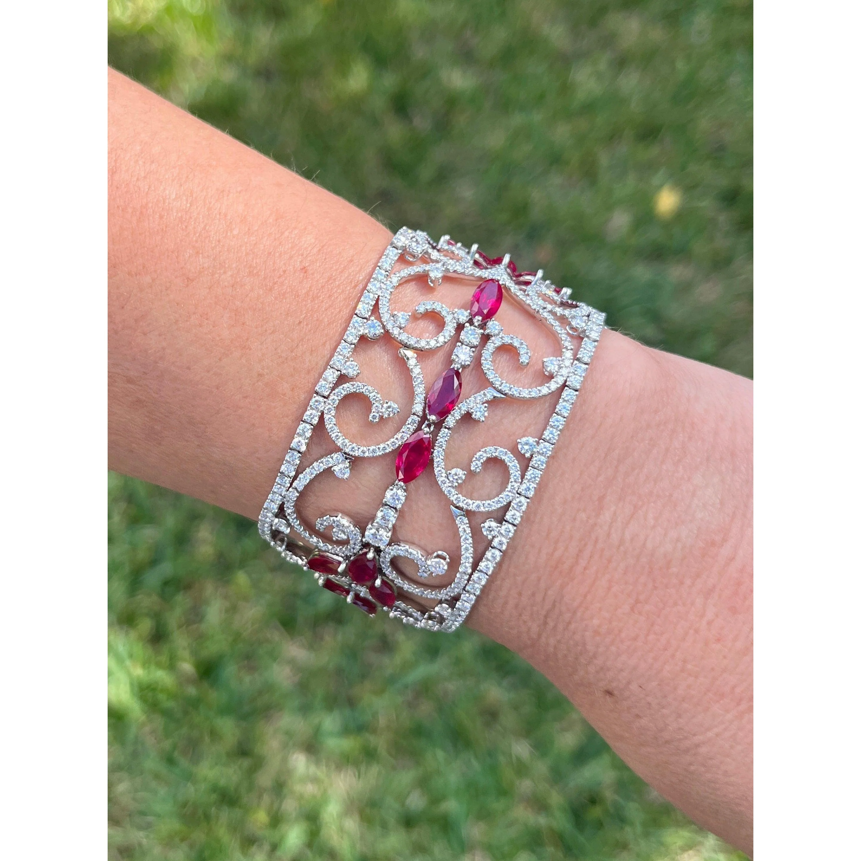 Art Deco 35 Carat Ruby & 11 Carat Diamond Filigree Floral Motif Bracelet in 18K White Gold - Image 6