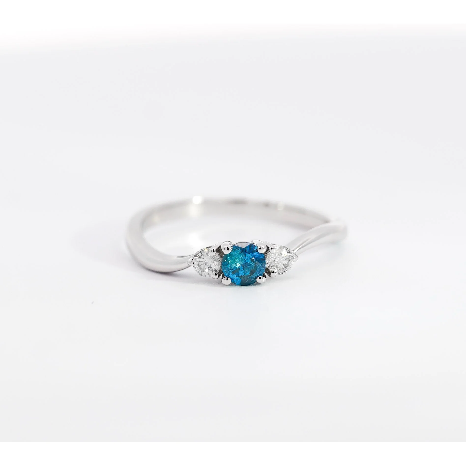 1/3 CTW Natural Blue and White Diamond Curved Mini Three Stone Ring in 14K White Gold - Image 2