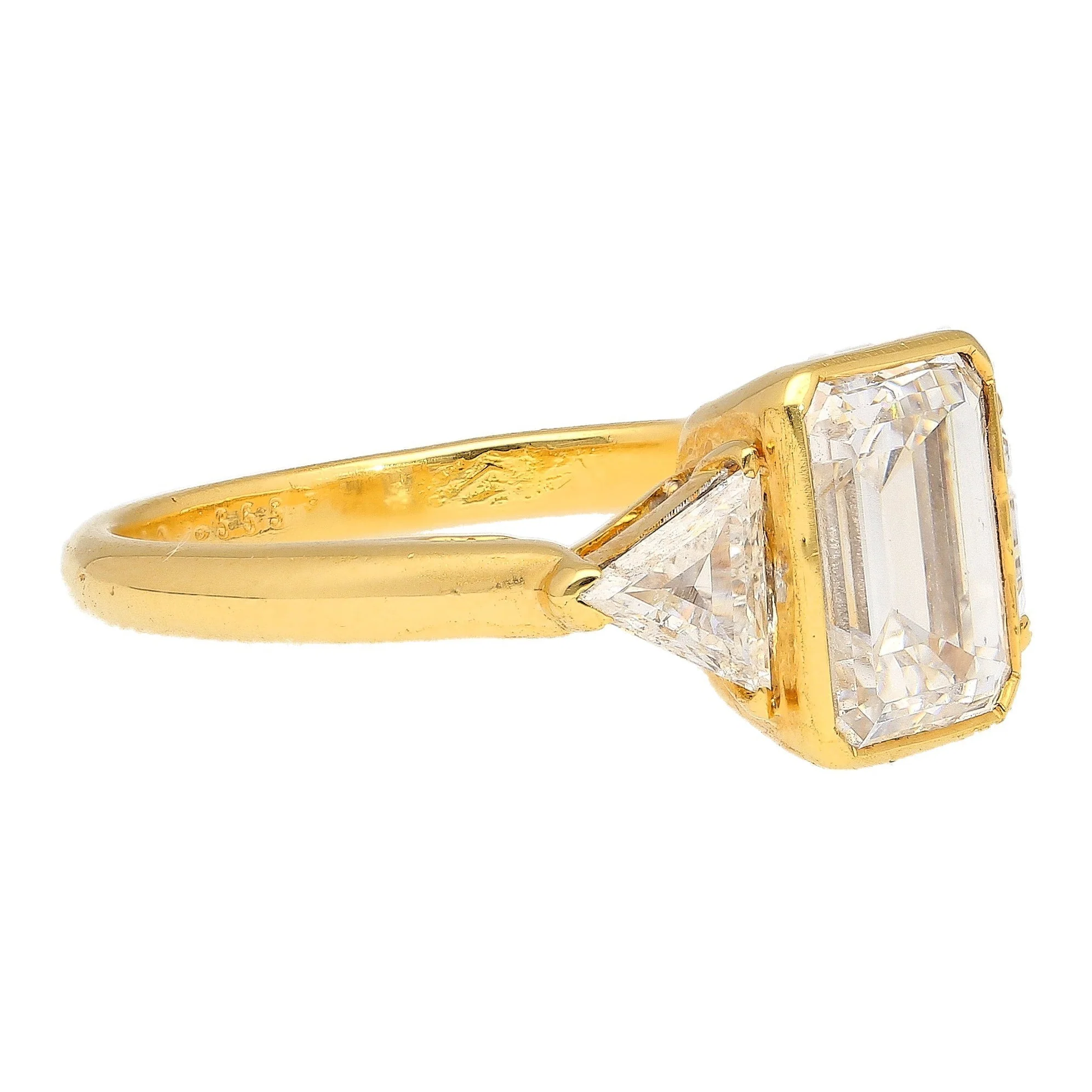 Boucheron Signed Ring With Bezel Set GIA Certified 2.09 Carat Emerald Cut E/SI1 Diamond and Trillion Side Stones - Image 5