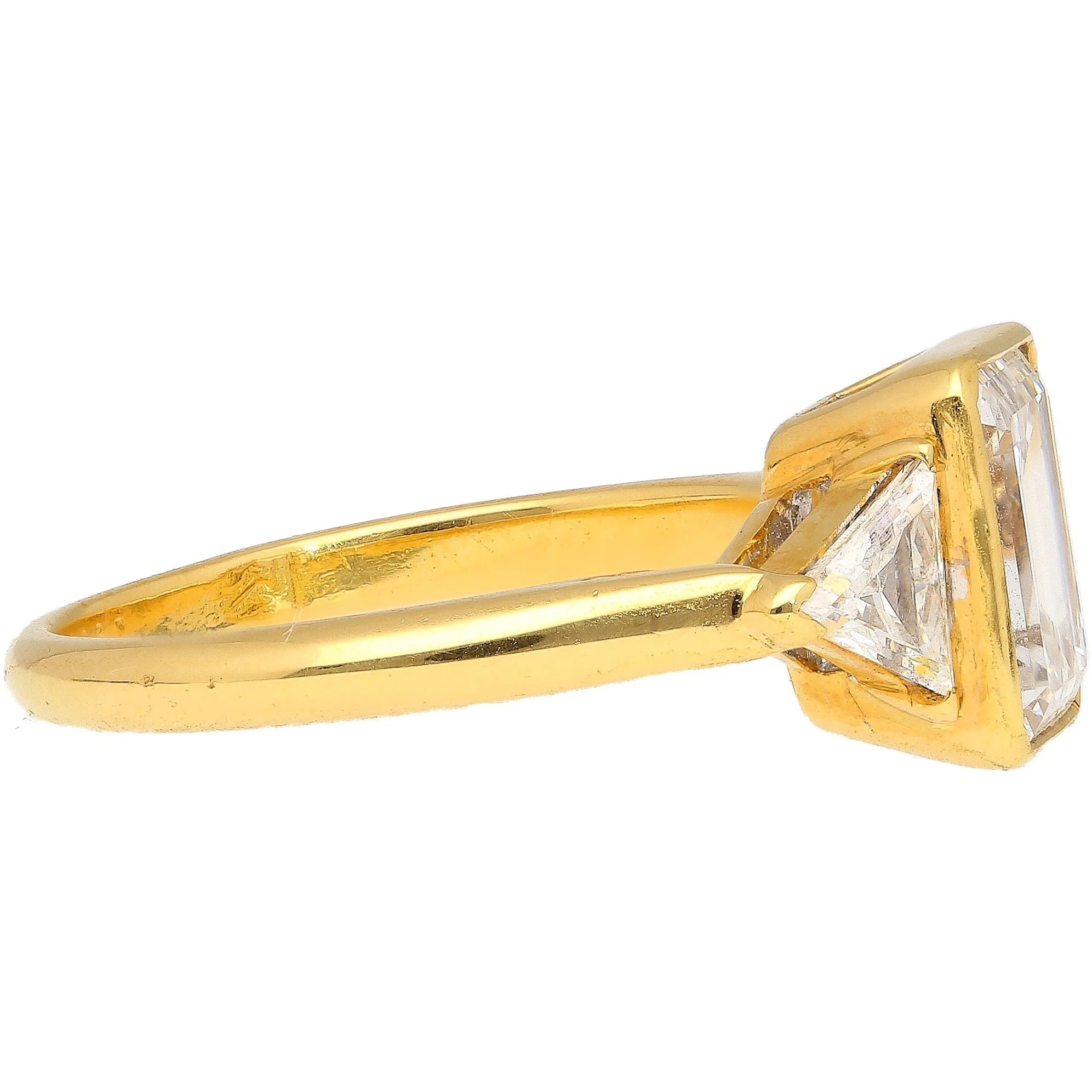 Boucheron Signed Ring With Bezel Set GIA Certified 2.09 Carat Emerald Cut E/SI1 Diamond and Trillion Side Stones - Image 6
