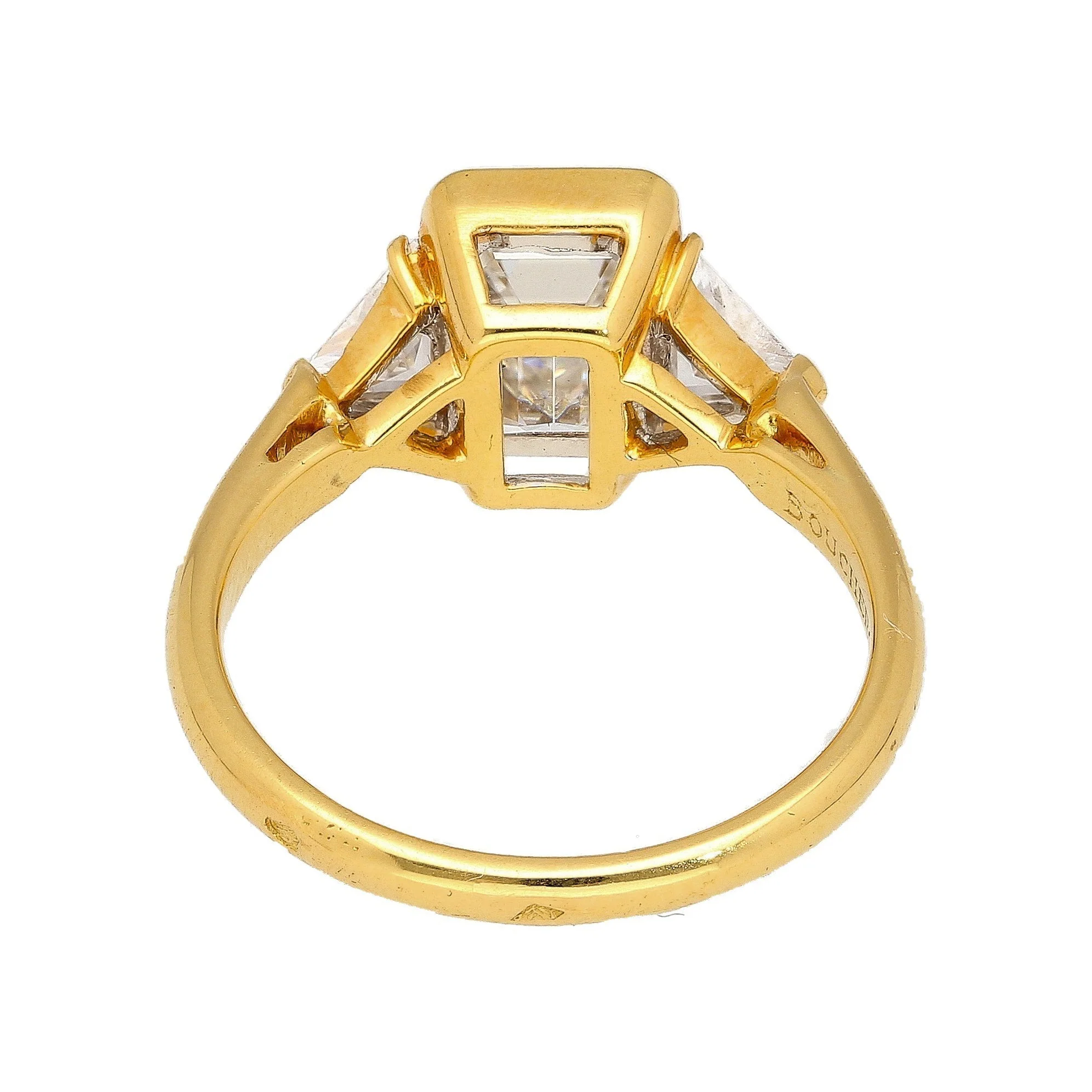 Boucheron Signed Ring With Bezel Set GIA Certified 2.09 Carat Emerald Cut E/SI1 Diamond and Trillion Side Stones - Image 7