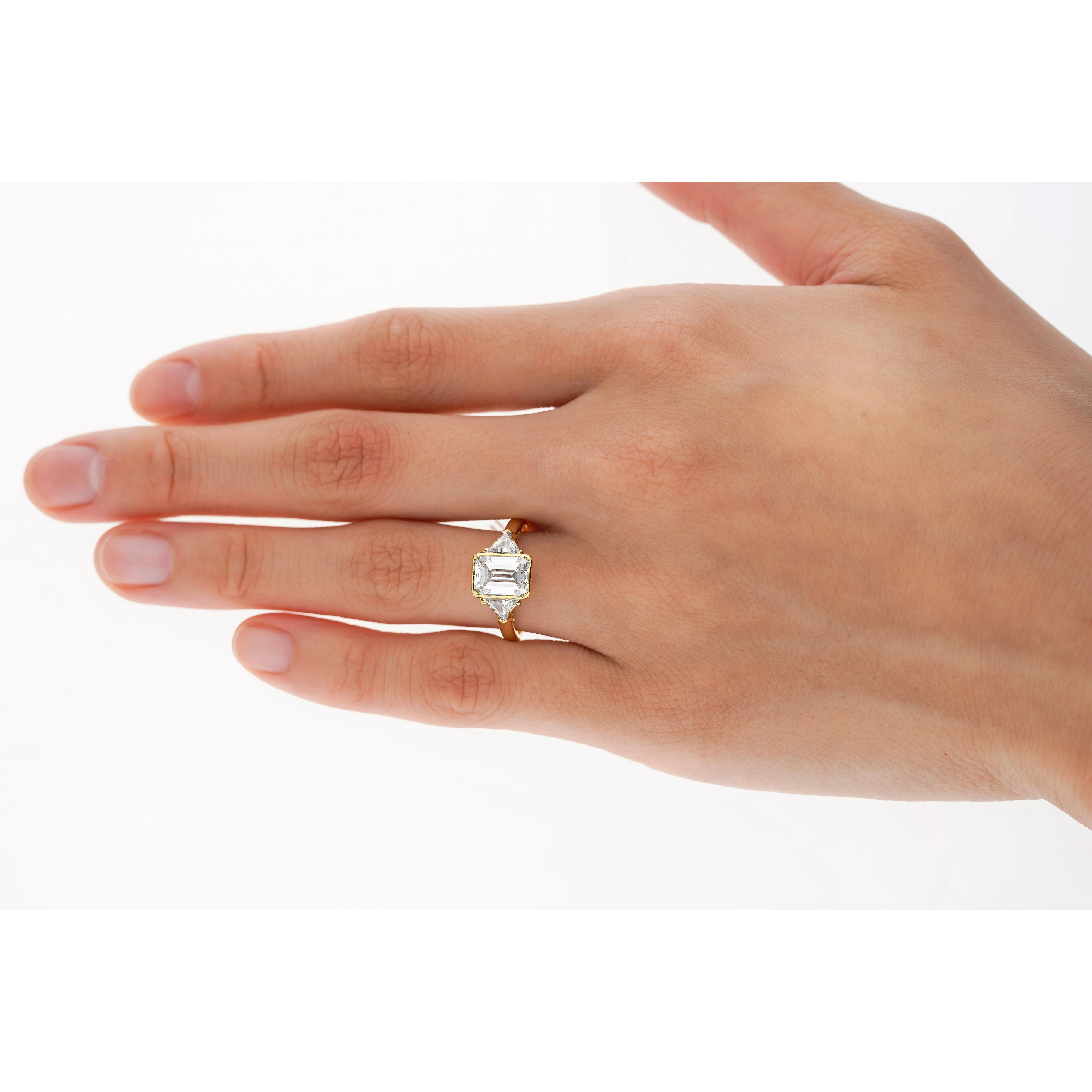 Boucheron Signed Ring With Bezel Set GIA Certified 2.09 Carat Emerald Cut E/SI1 Diamond and Trillion Side Stones - Image 9