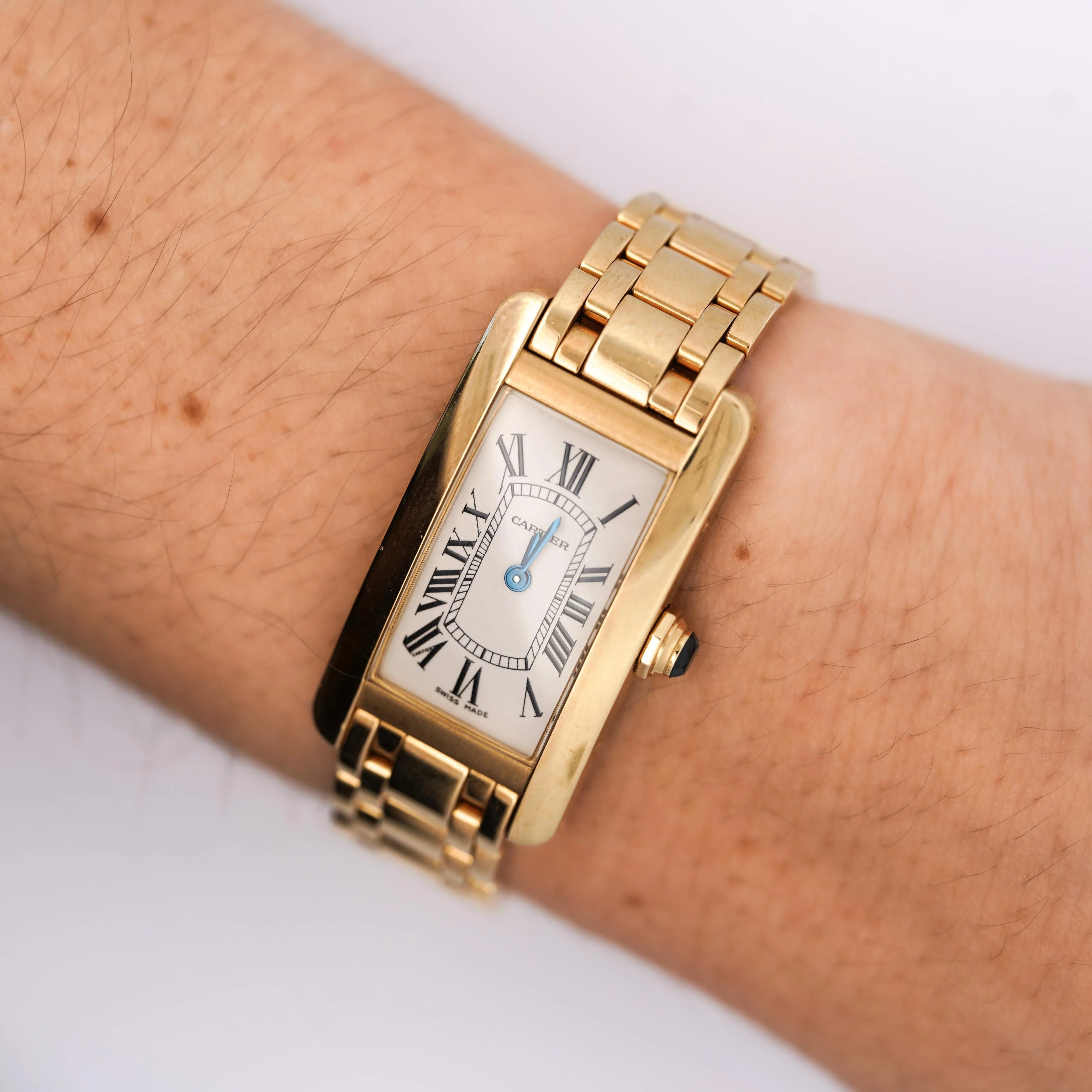 Cartier Tank Americaine 18K Gold Ladies Watch Ref. 2482 - Image 8