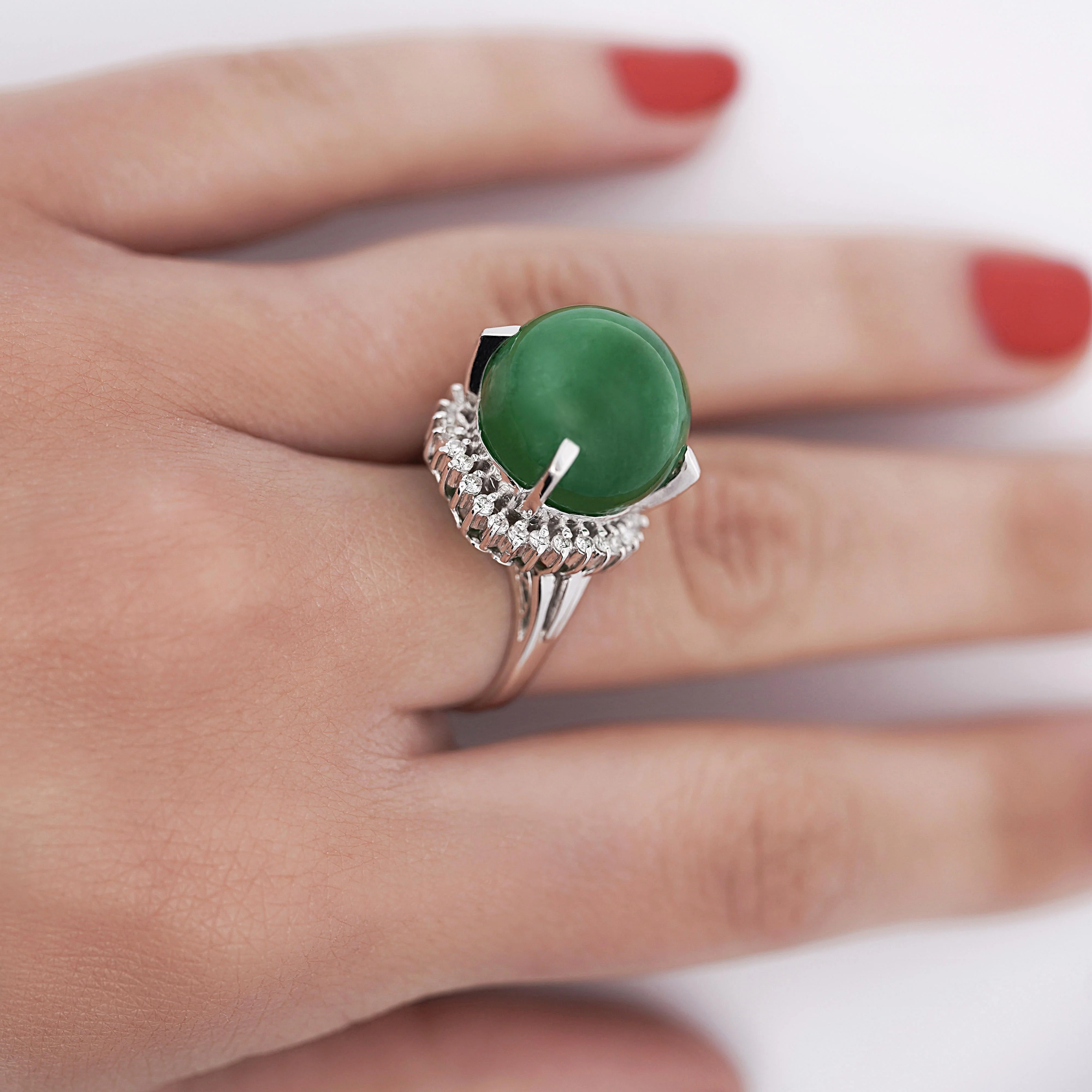 Certified 30 Carat Untreated Jadeite Jade & Diamond Platinum Ring - Image 6