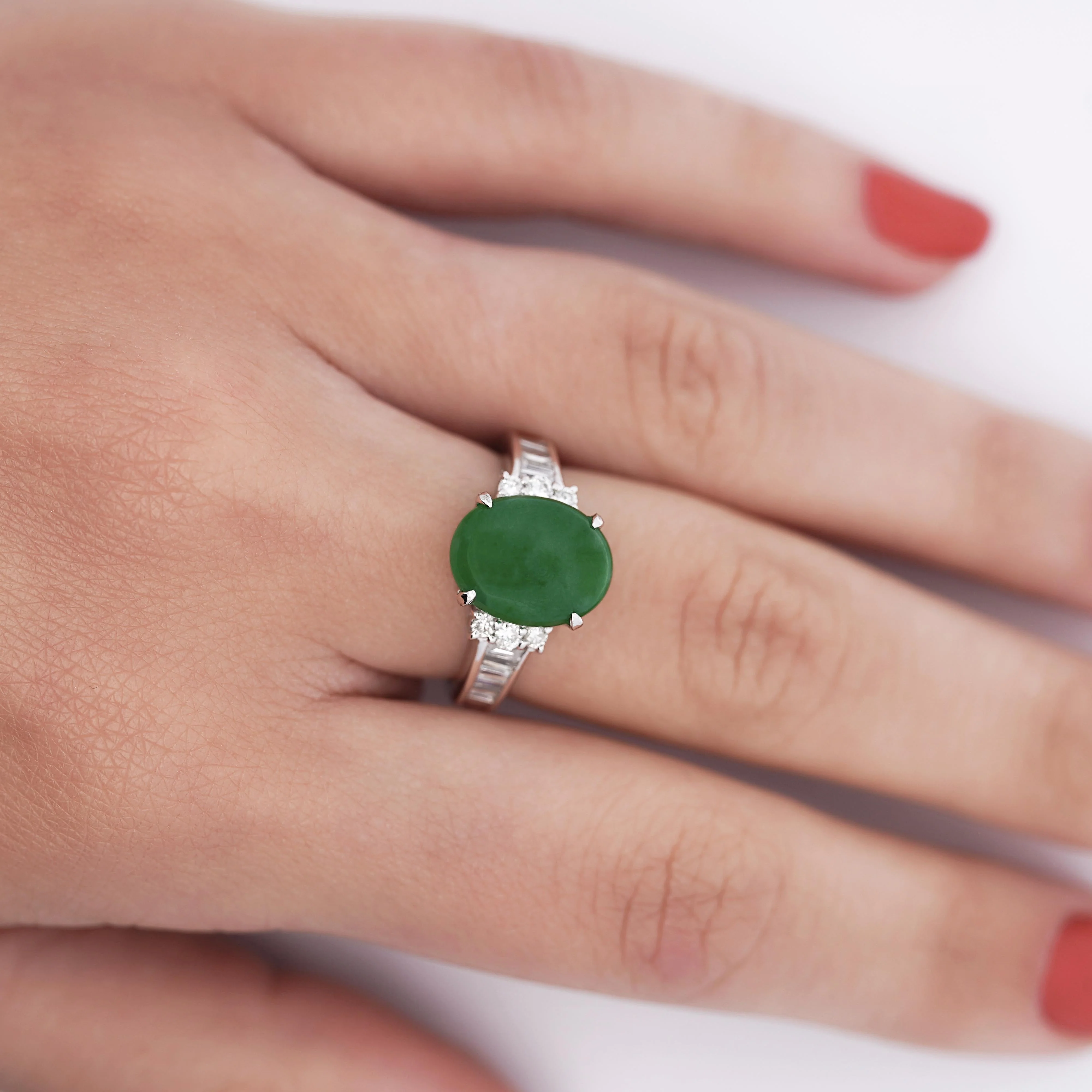 Certified 4.17 Carat Untreated Jadeite Jade and Baguette Diamond Platinum Ring - Image 2