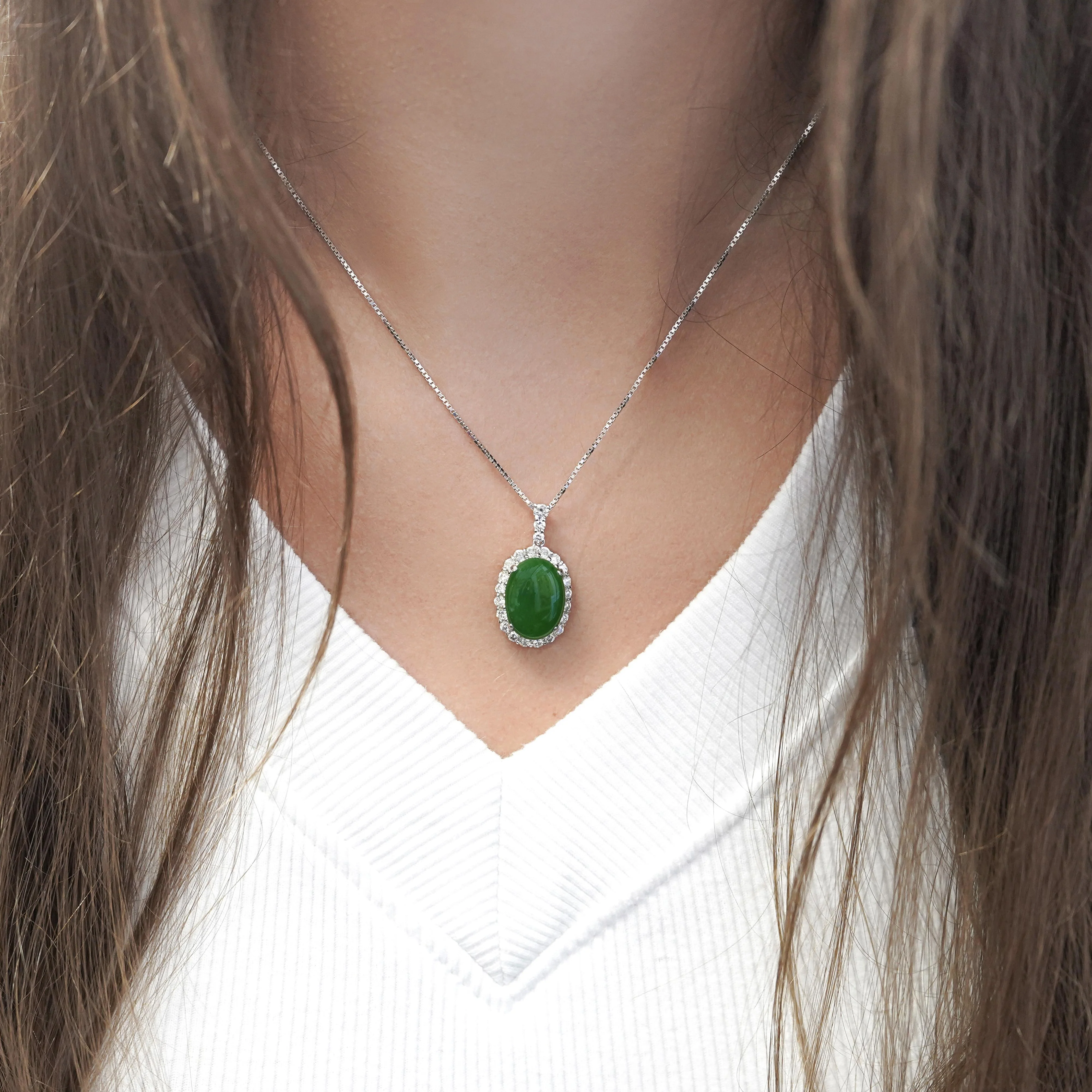 Certified 5.11 Carat Jadeite Jade and Diamond Platinum Pendant Necklace - Image 2