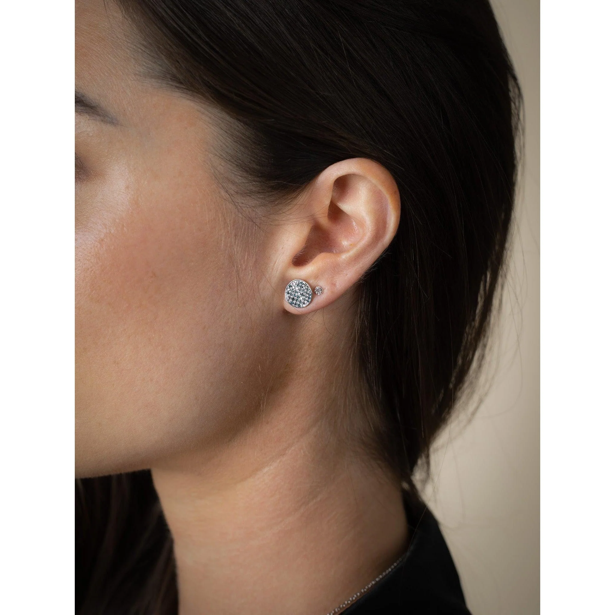 8MM-10MM Circular Round Diamond Cluster Disc Stud Earrings in 18k White Gold - Image 3