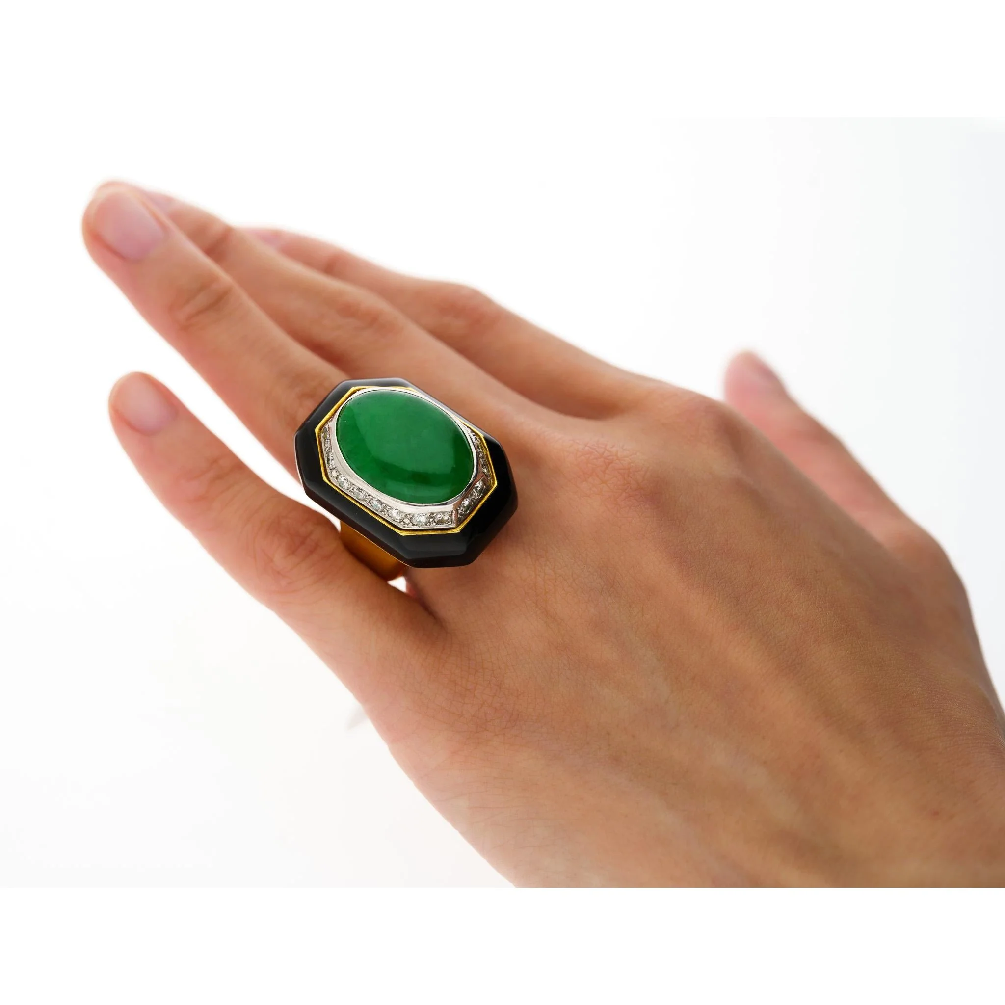 David Webb Signed Type A Fei Chui Jadeite Jade and Onyx Platinum & 18K Ring - Image 3