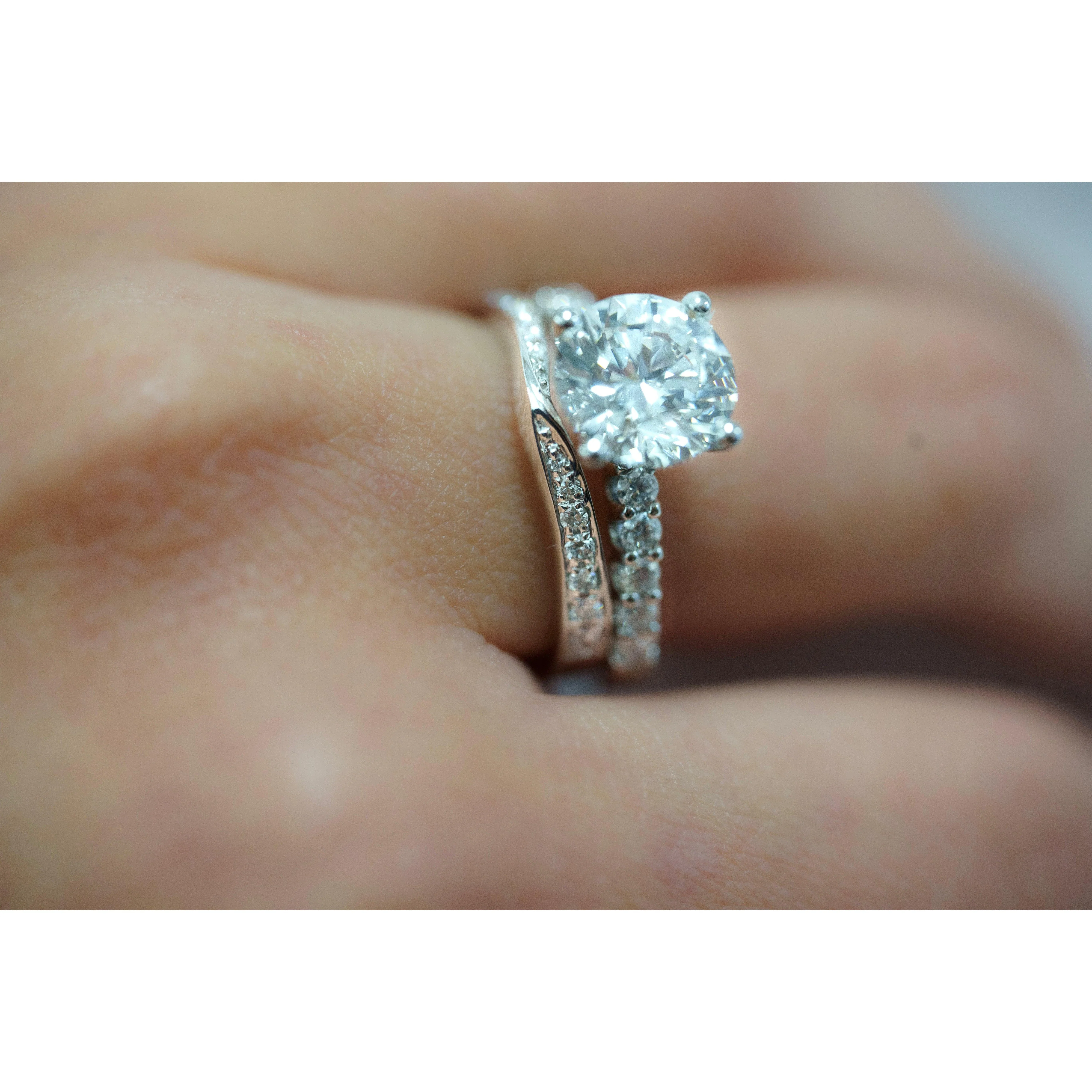 Natural Diamond Contoured Wedding Band Stacking Ring in 14K White Gold - Image 3