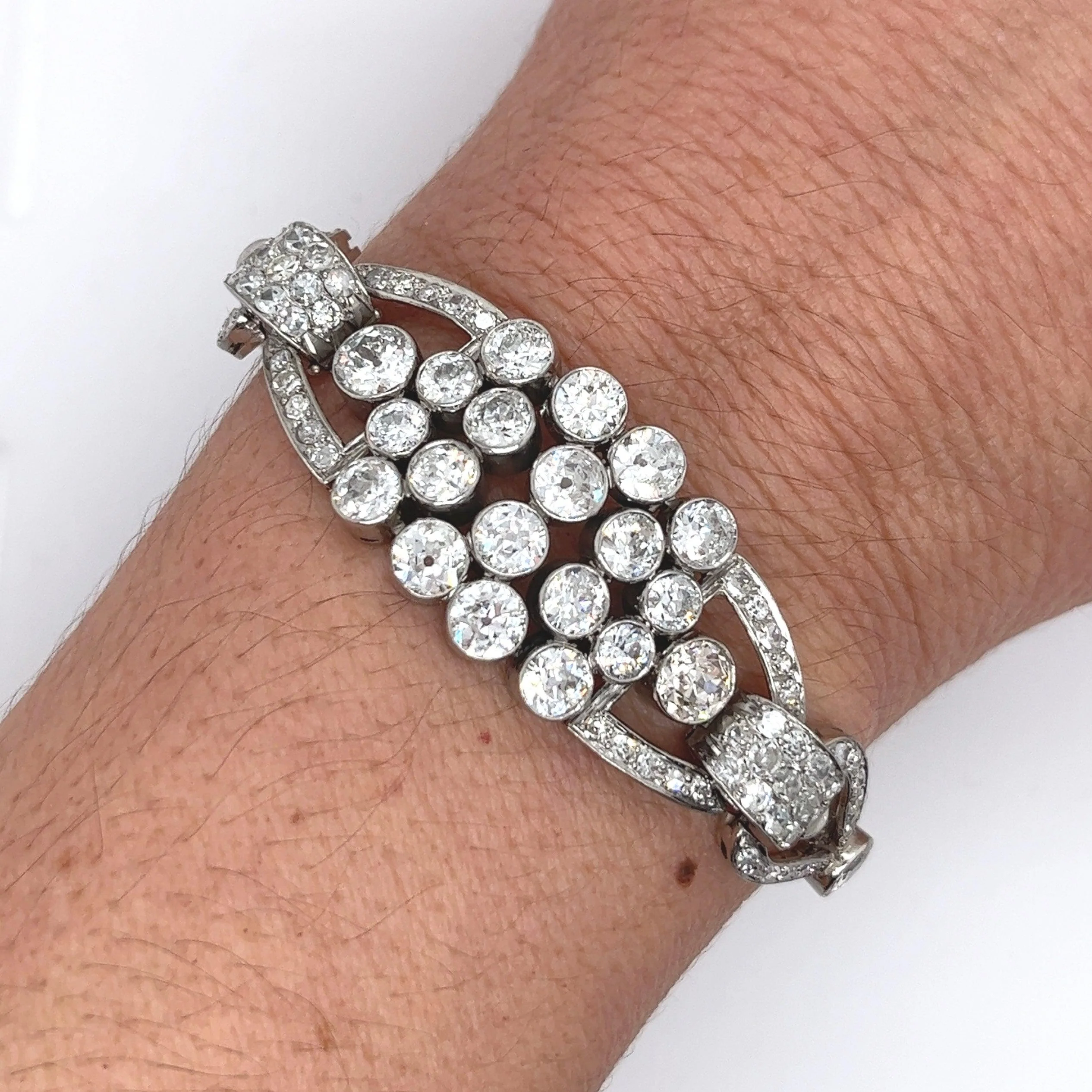 Edwardian Era 20 Carat Old Euro Cut Diamond Bracelet In Platinum Setting - Image 6