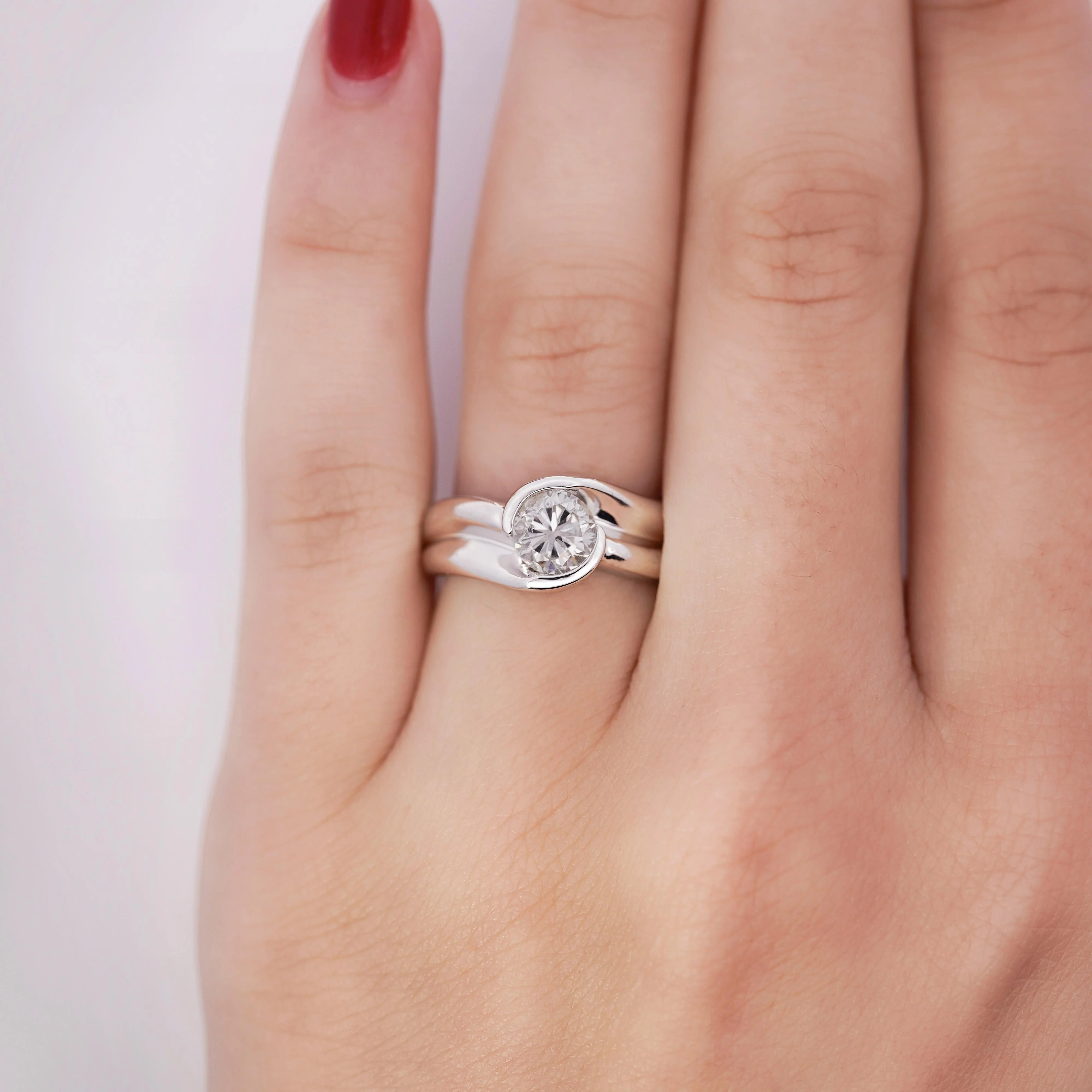 EGL Certified 1.01 Carat Round F-G/SI3 Diamond Platinum Bypass Engagement Ring - Image 2