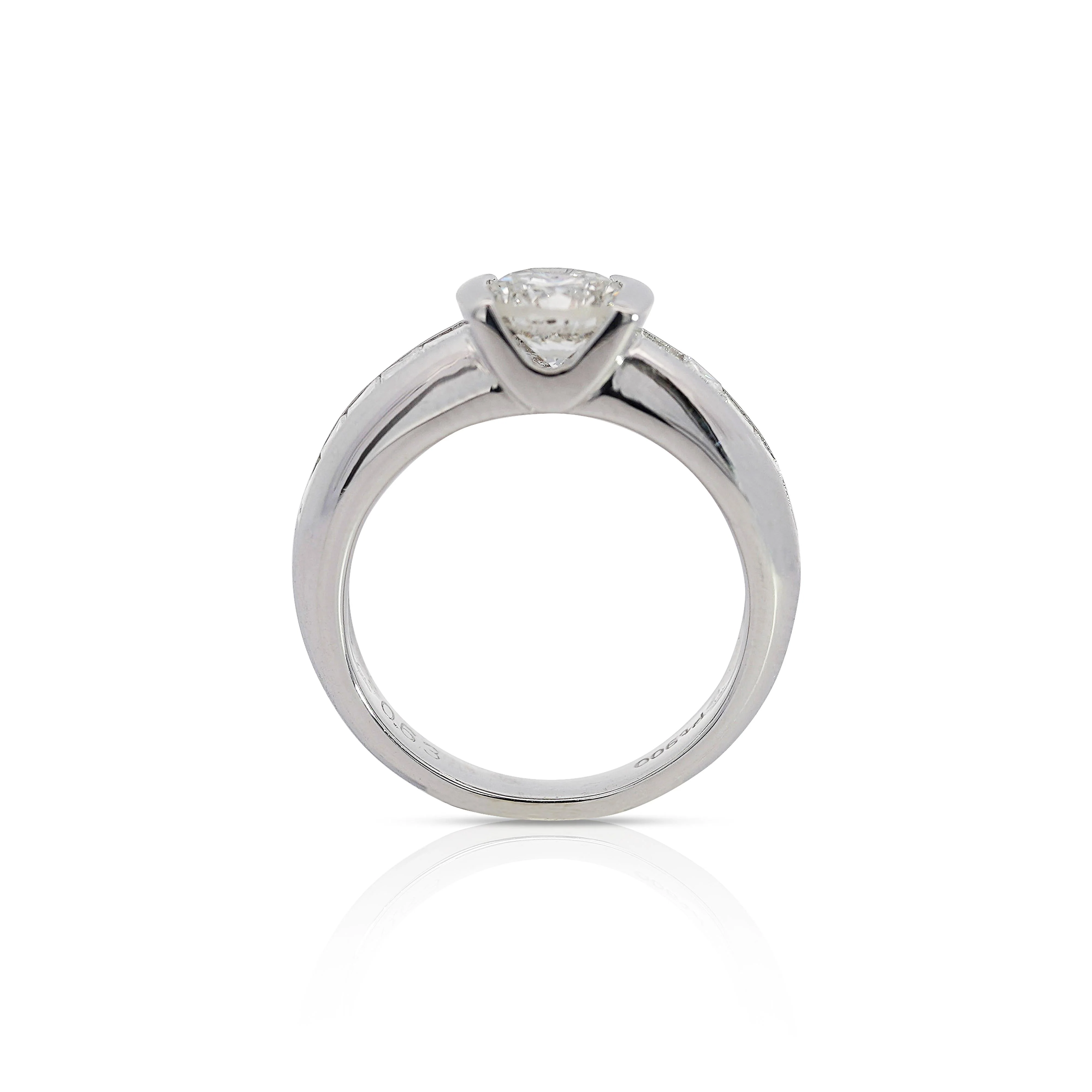 EGL Certified 1.65Carat Round Princess Diamond Platinum Ring - Image 9
