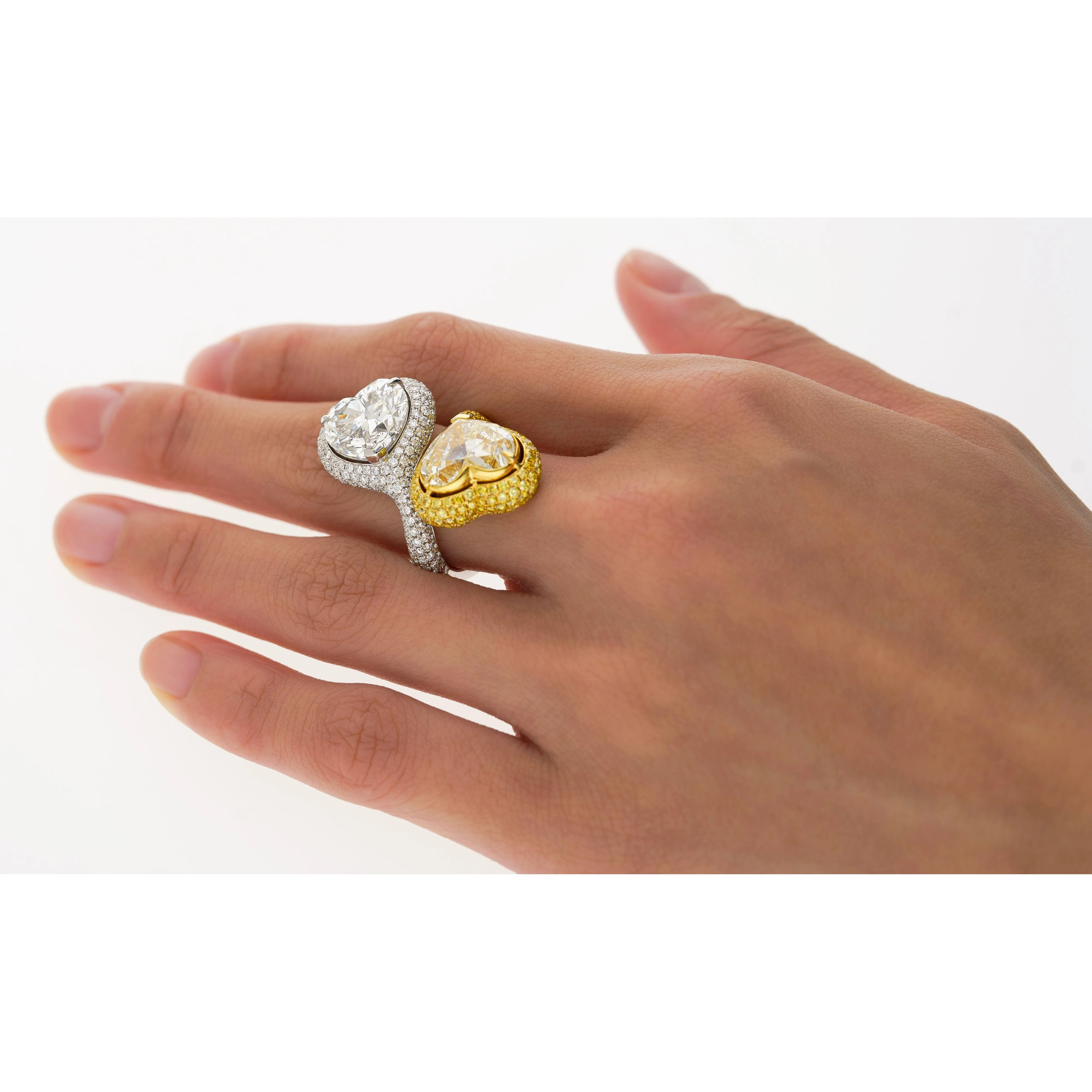Heart Cut 5.79 & 5.73 Carat Fancy Yellow & White Diamond Toi Et Moi 18K Gold Ring - Image 11