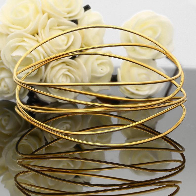 Elsa Peretti For Tiffany & Co. 18k Gold Bangle and Dangle Earrings - Image 2