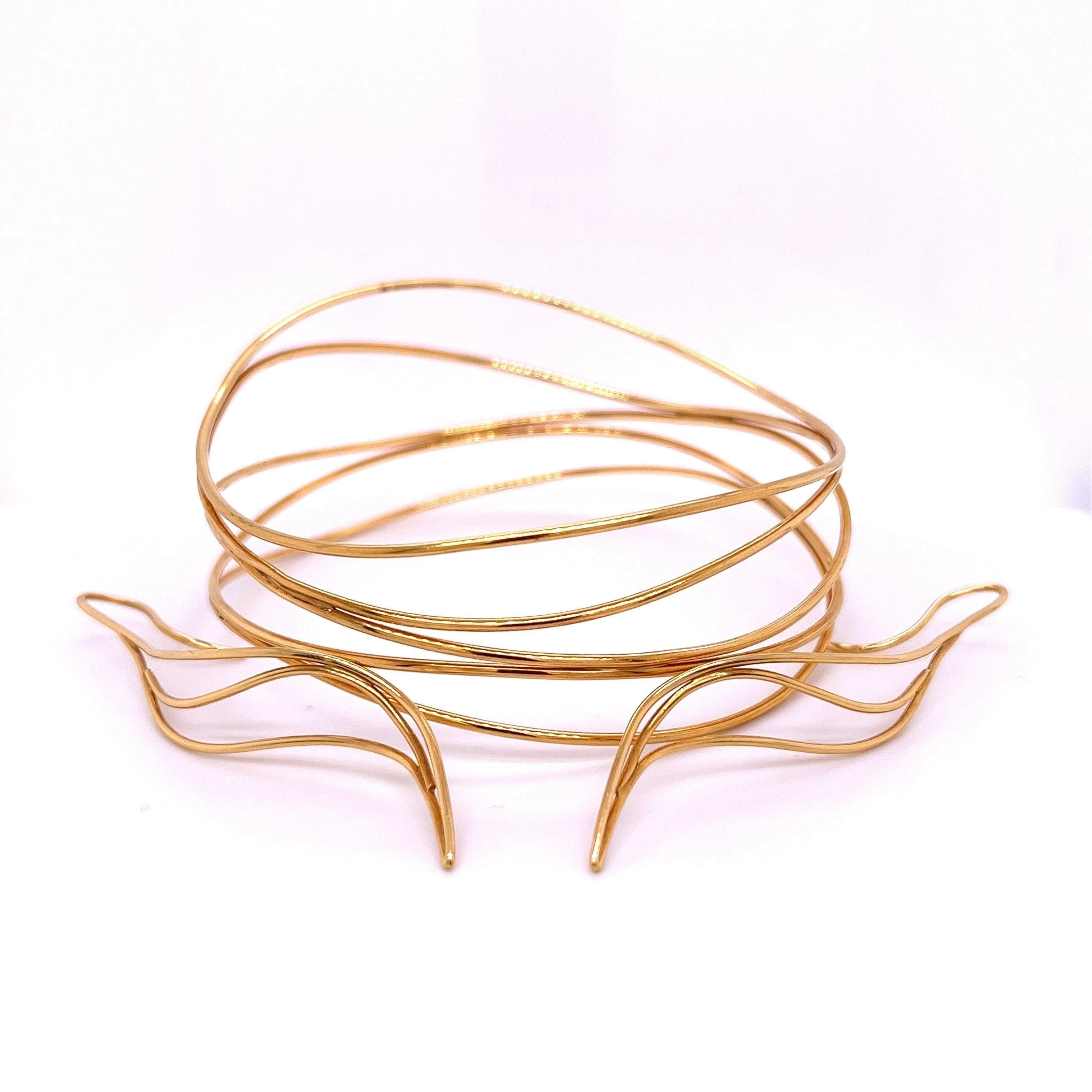 Elsa Peretti For Tiffany & Co. 18k Gold Bangle and Dangle Earrings - Image 3