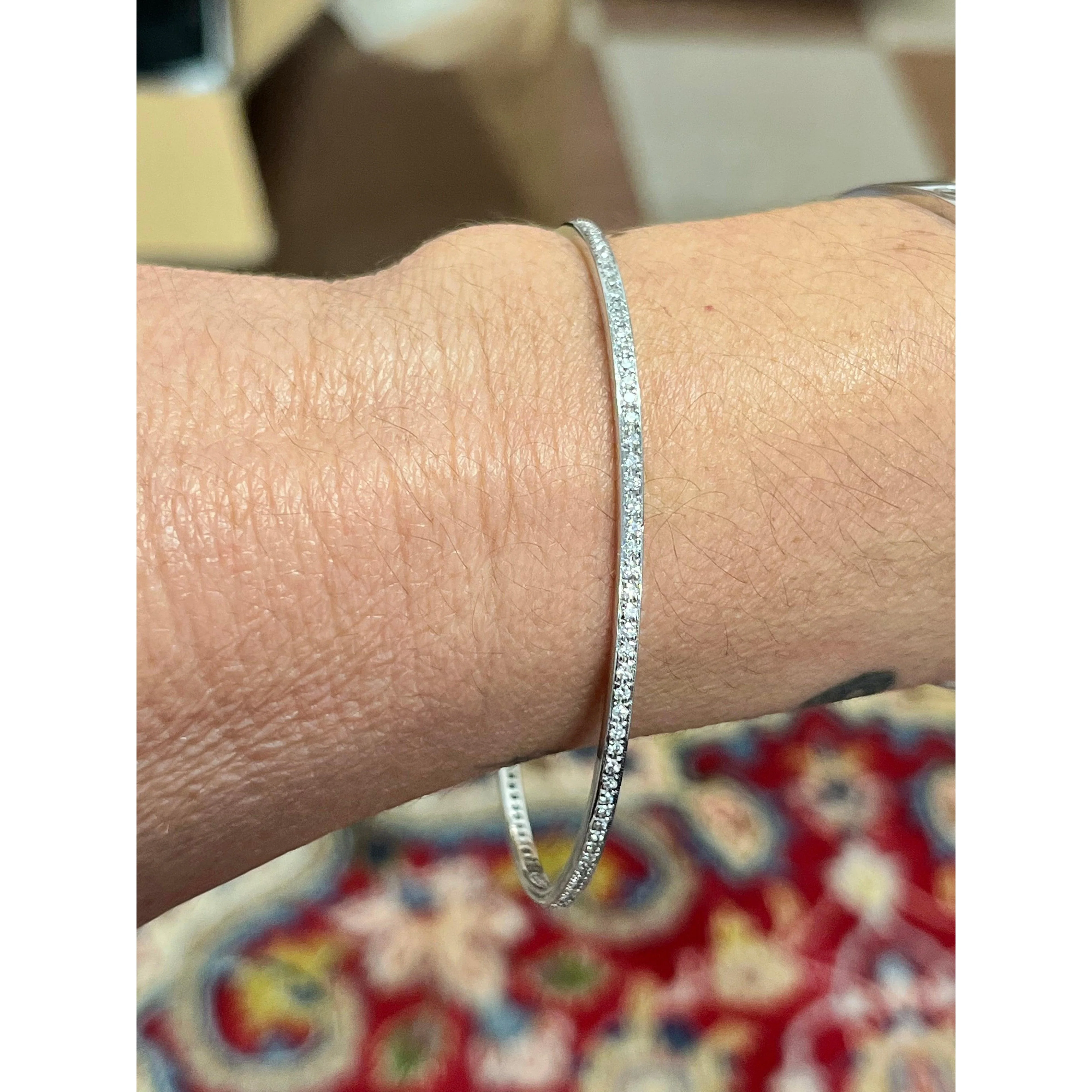 Fred Leighton Princess Cut Diamond Bangle Bracelet in 18k White gold - Image 4
