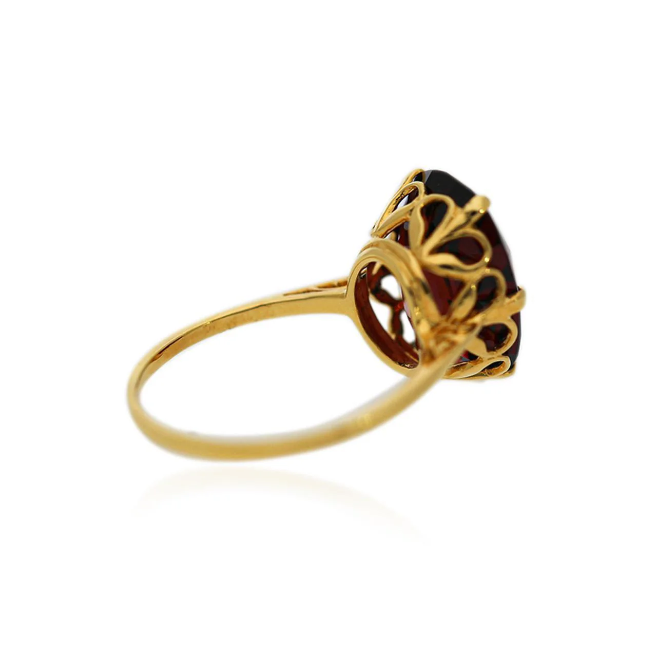 GIA 8.89 Carat Oval Pyrope Almandine Garnet Six Prong 18K Yellow Gold Solitaire - Image 6