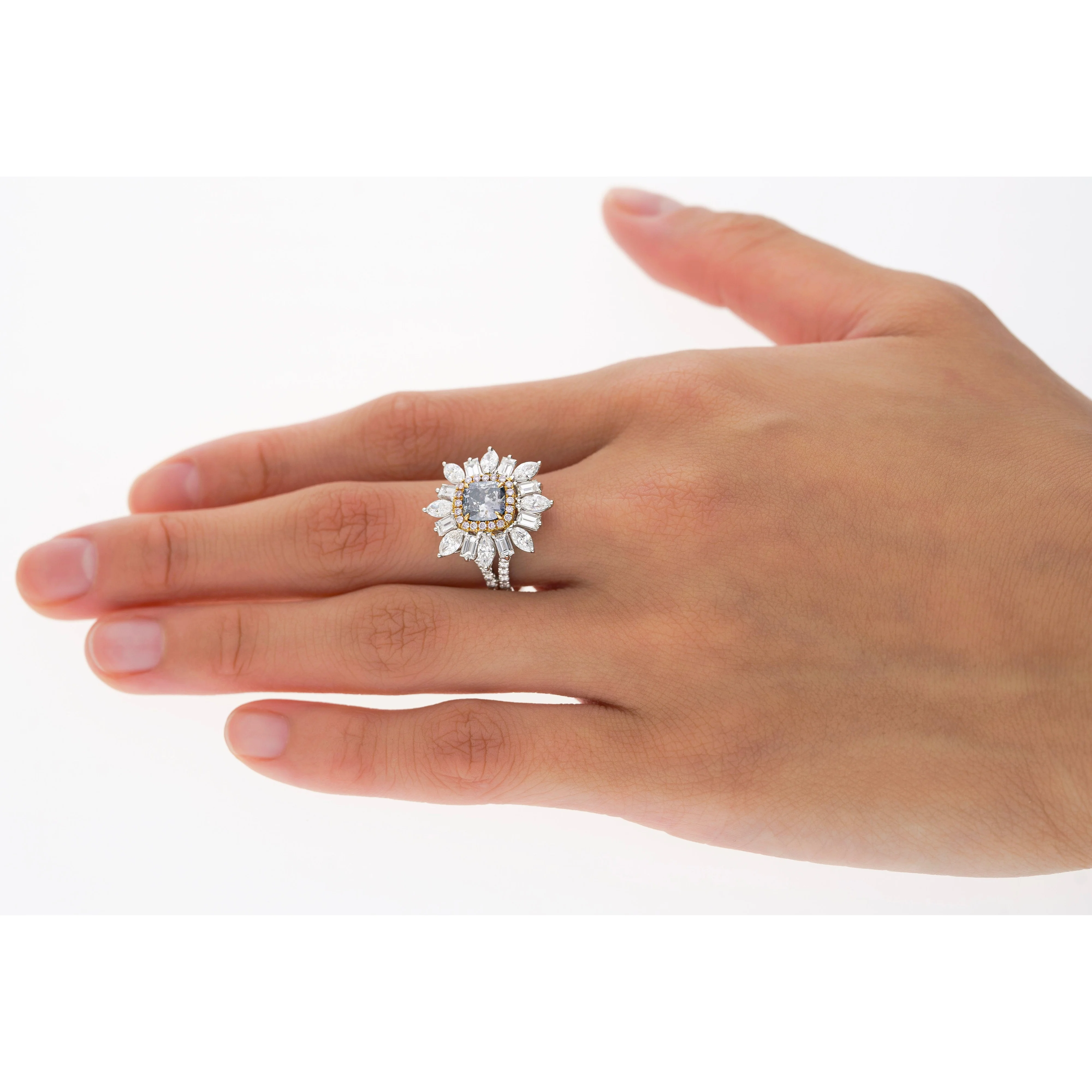 GIA Certified 1.01 Carat Fancy Bluish Gray Diamond Ring - Image 12