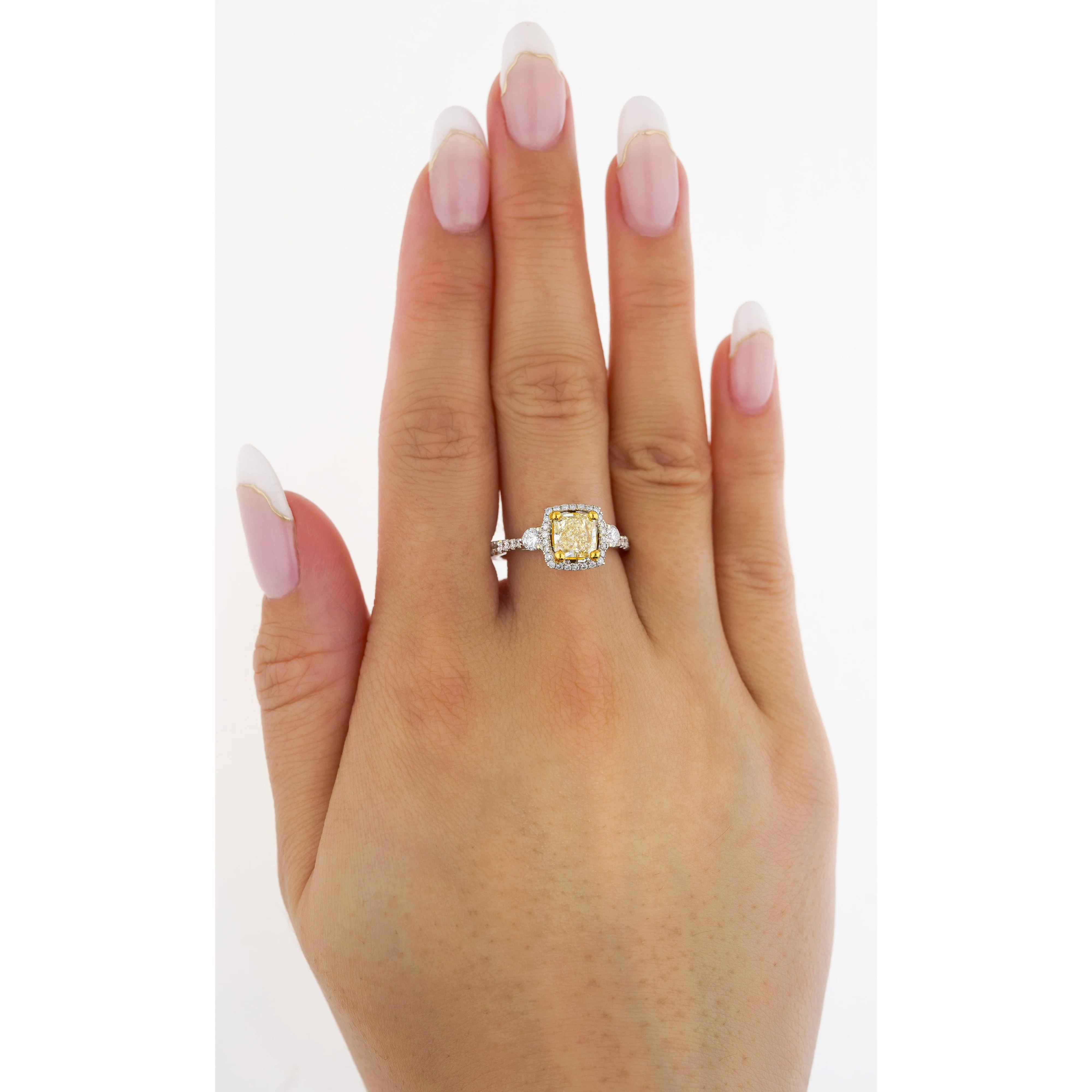 GIA Certified 1.24 Carat Radiant Cut Yellow (Y-Z) Diamond Engagement Ring in 18K White Gold - Image 8