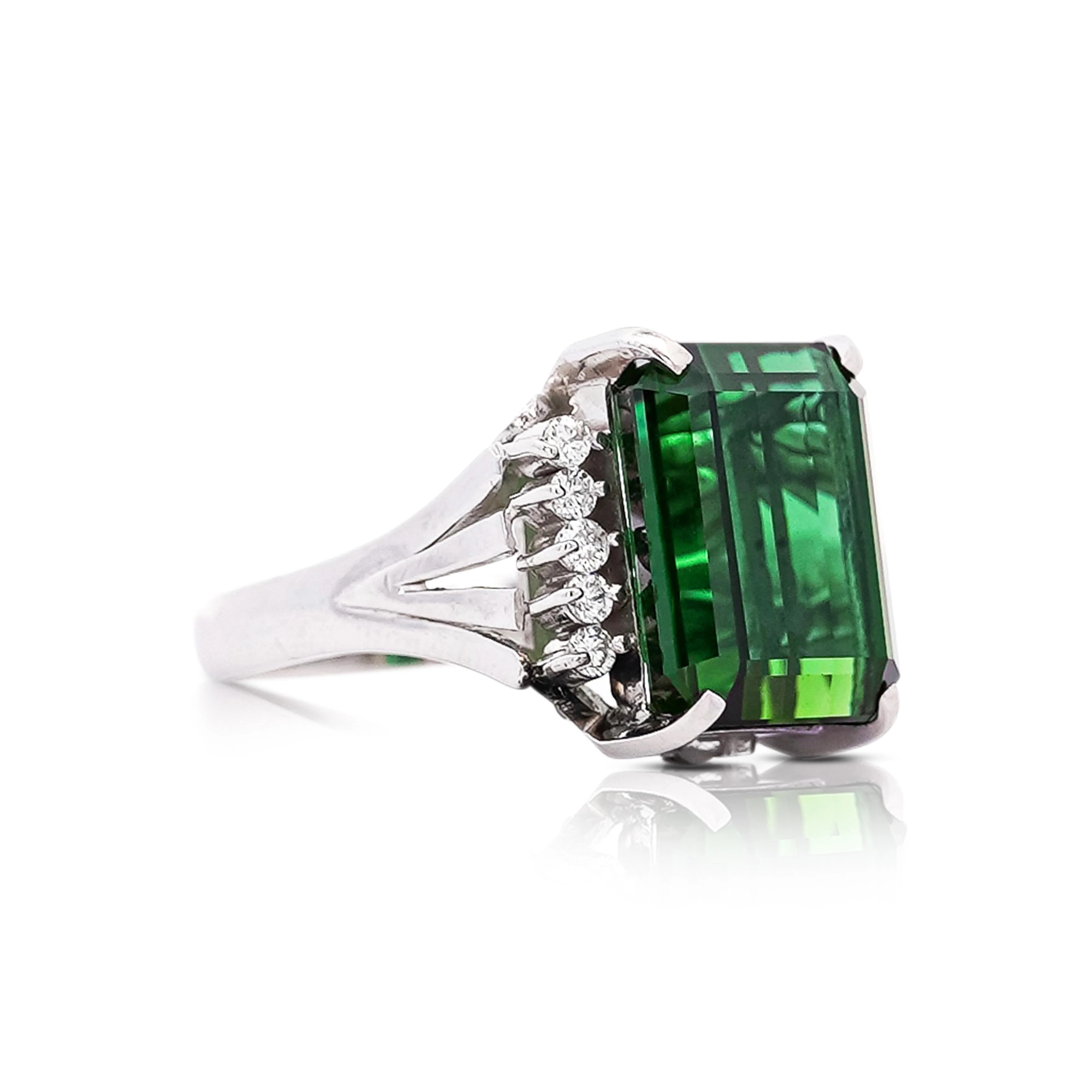 GIA Certified 11.22 Carat Green Tourmaline and Diamond Platinum Filigree Ring - Image 2