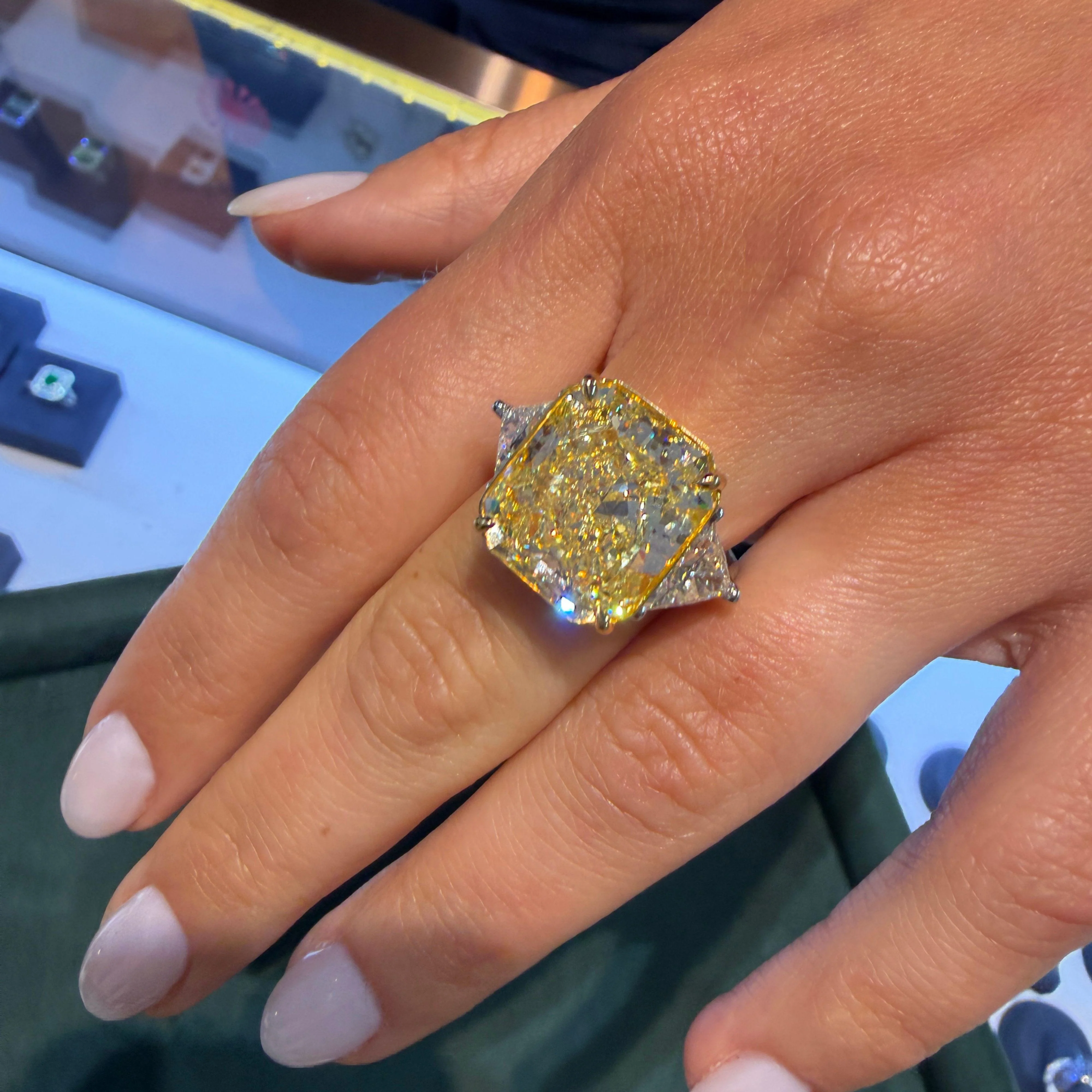 GIA Certified 13.03 Carat Flawless Radiant Fancy Yellow Diamond Ring - Image 11