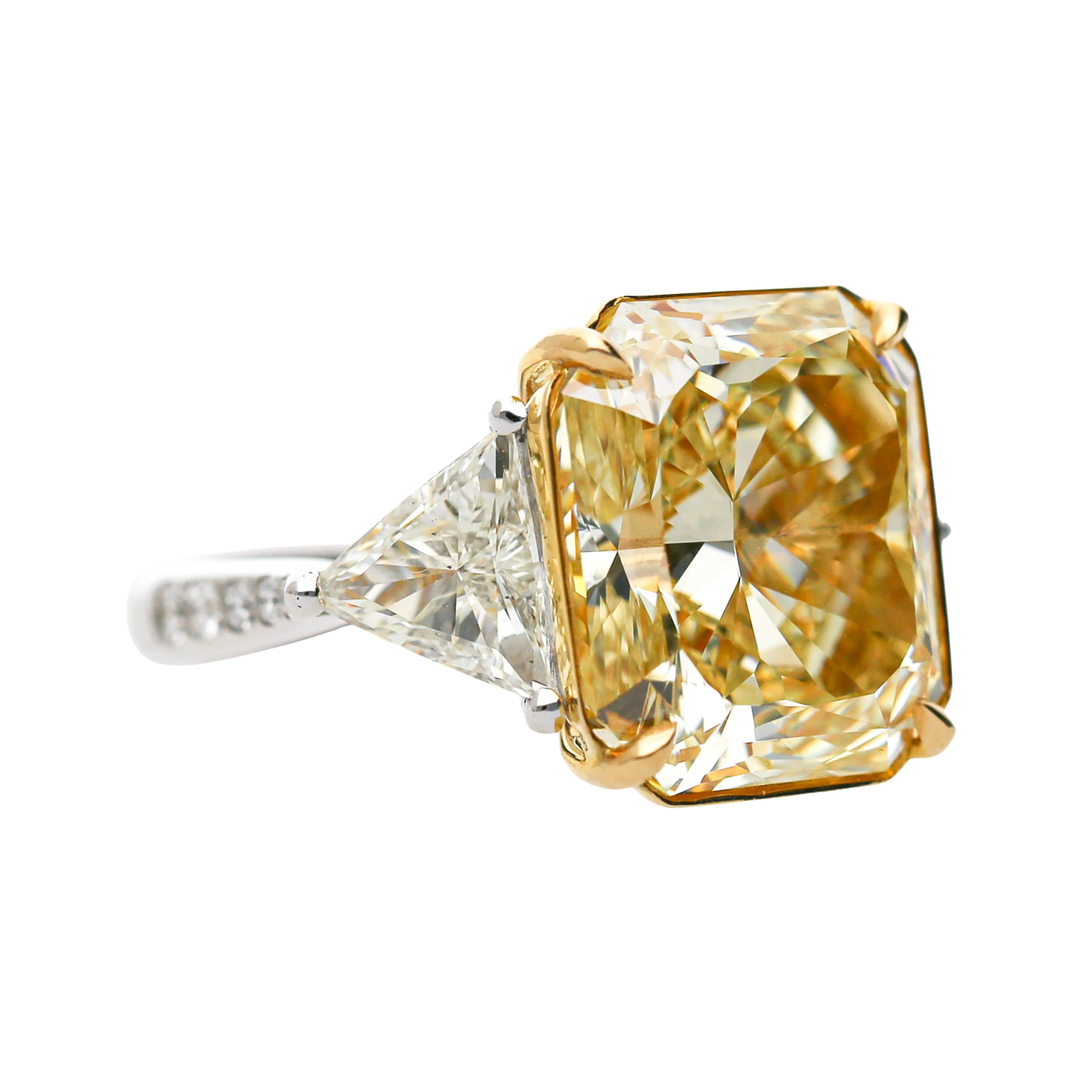 GIA Certified 13.03 Carat Flawless Radiant Fancy Yellow Diamond Ring - Image 2