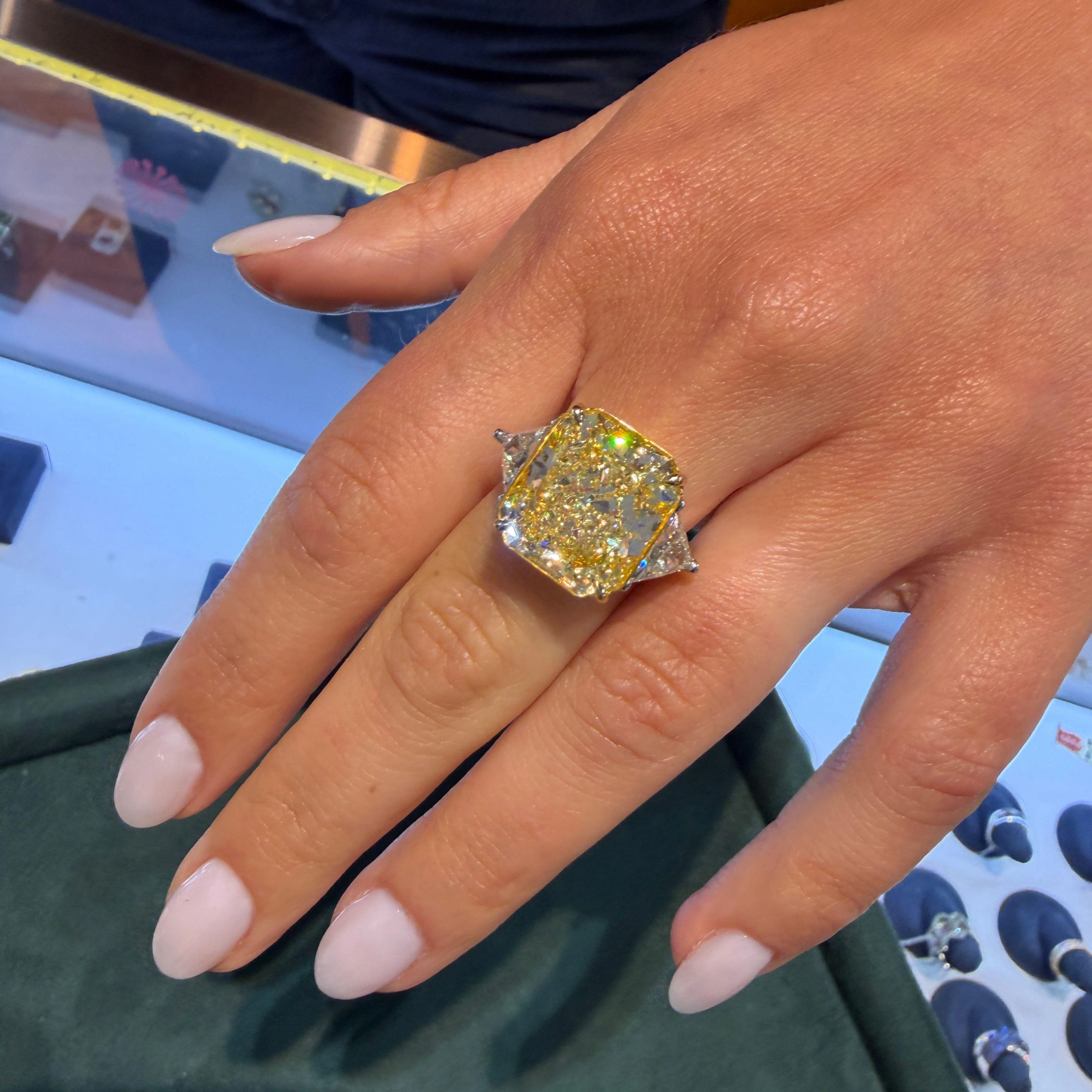 GIA Certified 13.03 Carat Flawless Radiant Fancy Yellow Diamond Ring - Image 7