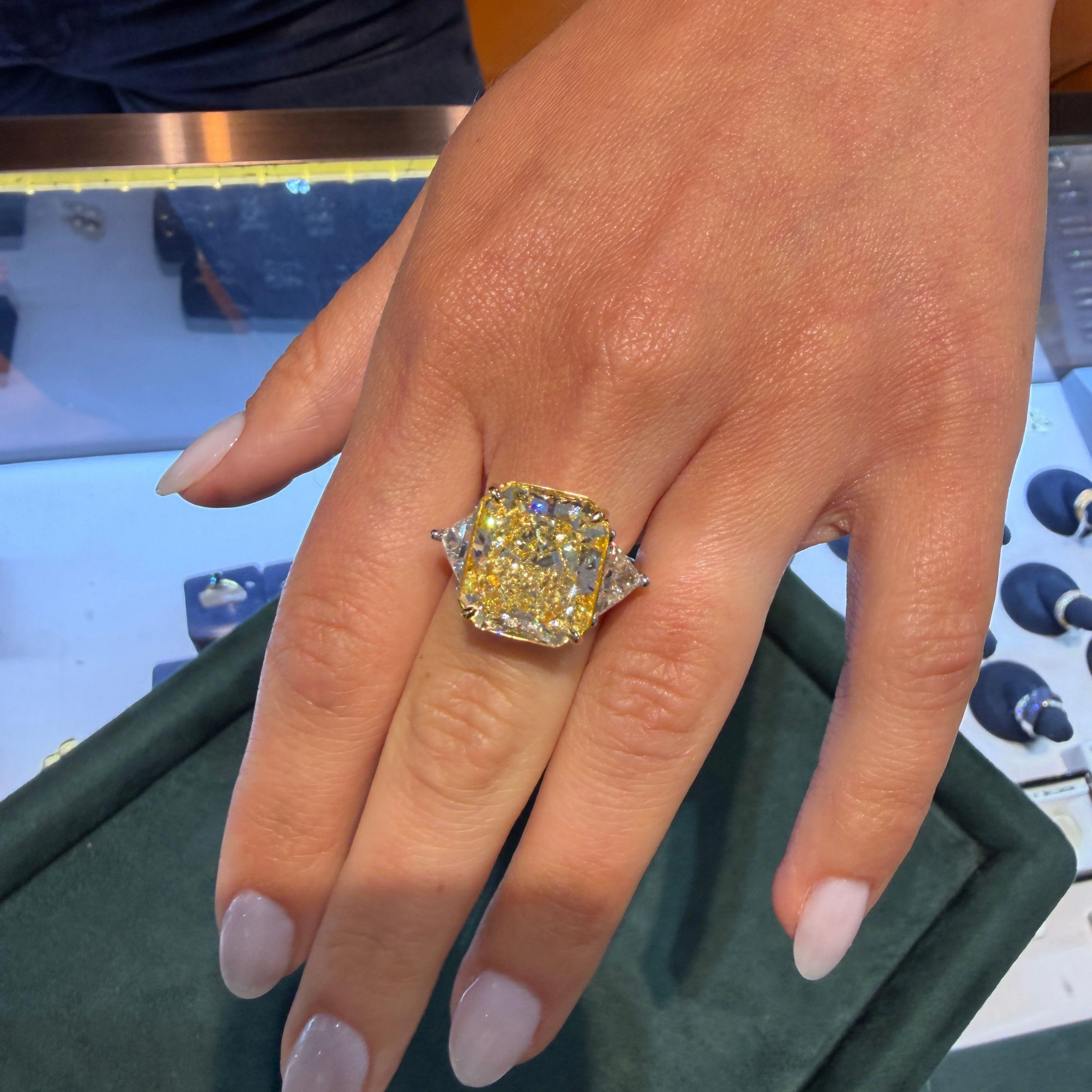 GIA Certified 13.03 Carat Flawless Radiant Fancy Yellow Diamond Ring - Image 9