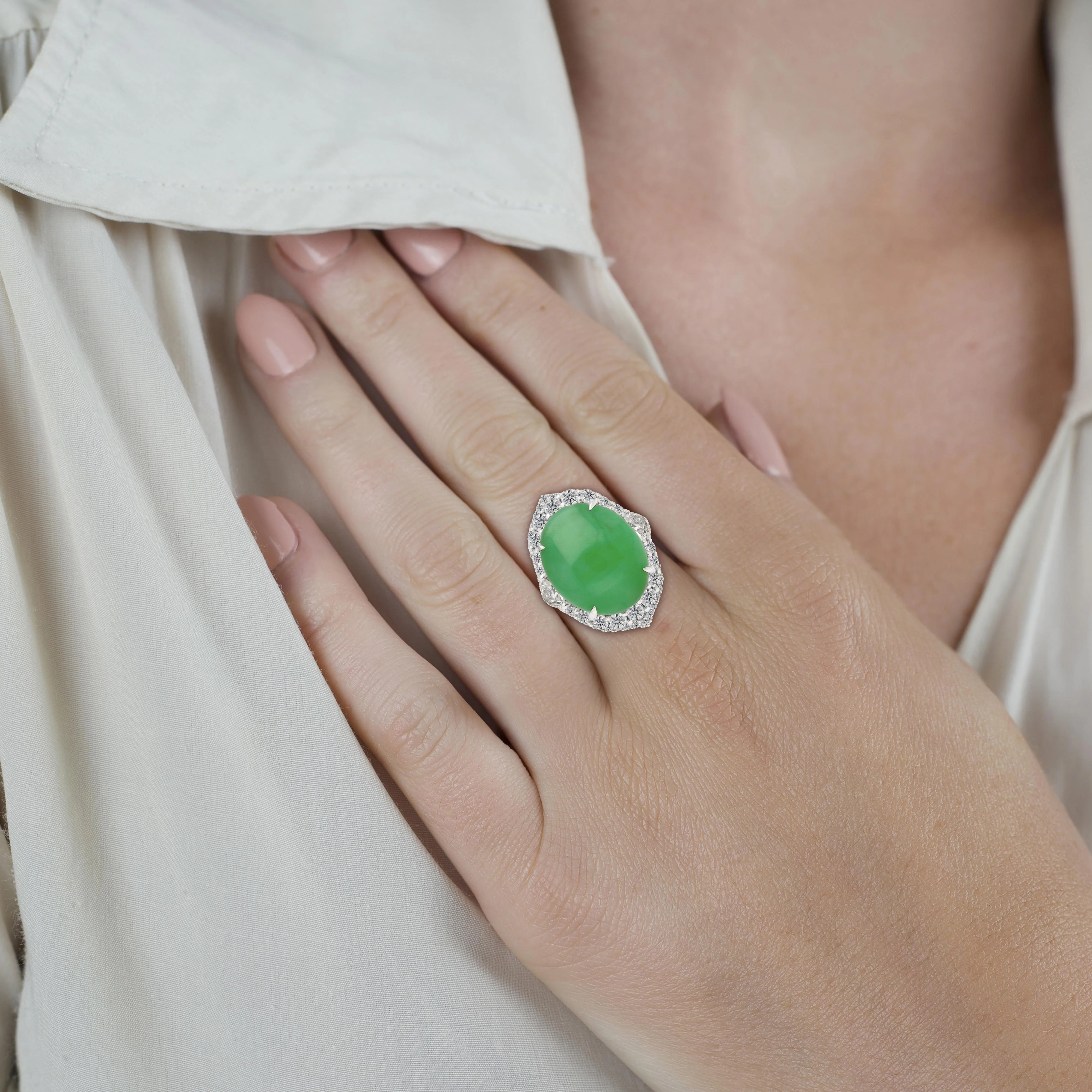 GIA Certified 14.68 Carat Grade A Jadeite Jade Ring with Diamond in 18K Gold - Image 11