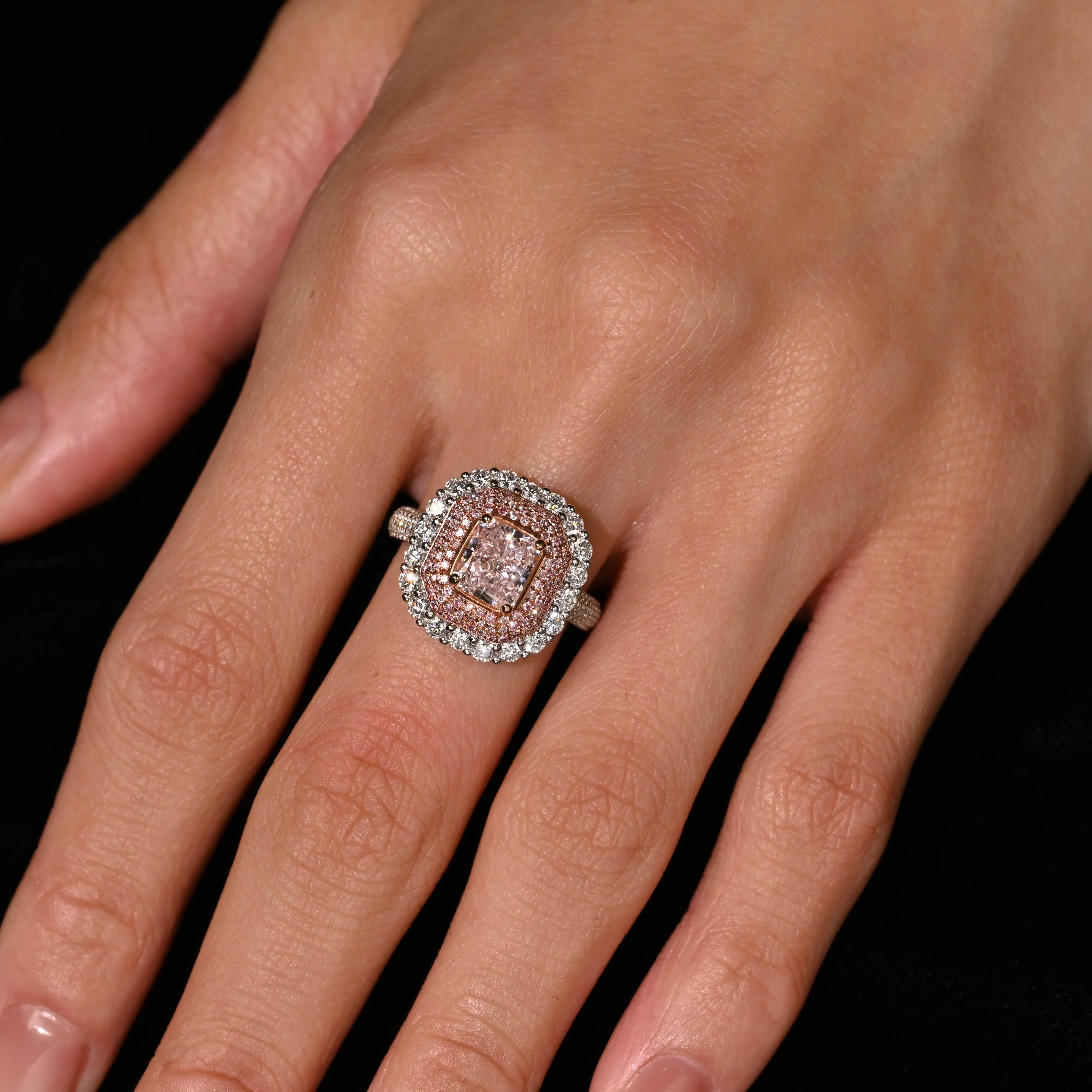 GIA Certified 2.69ct Fancy Orangy Pink Diamond Halo Ring - Image 2
