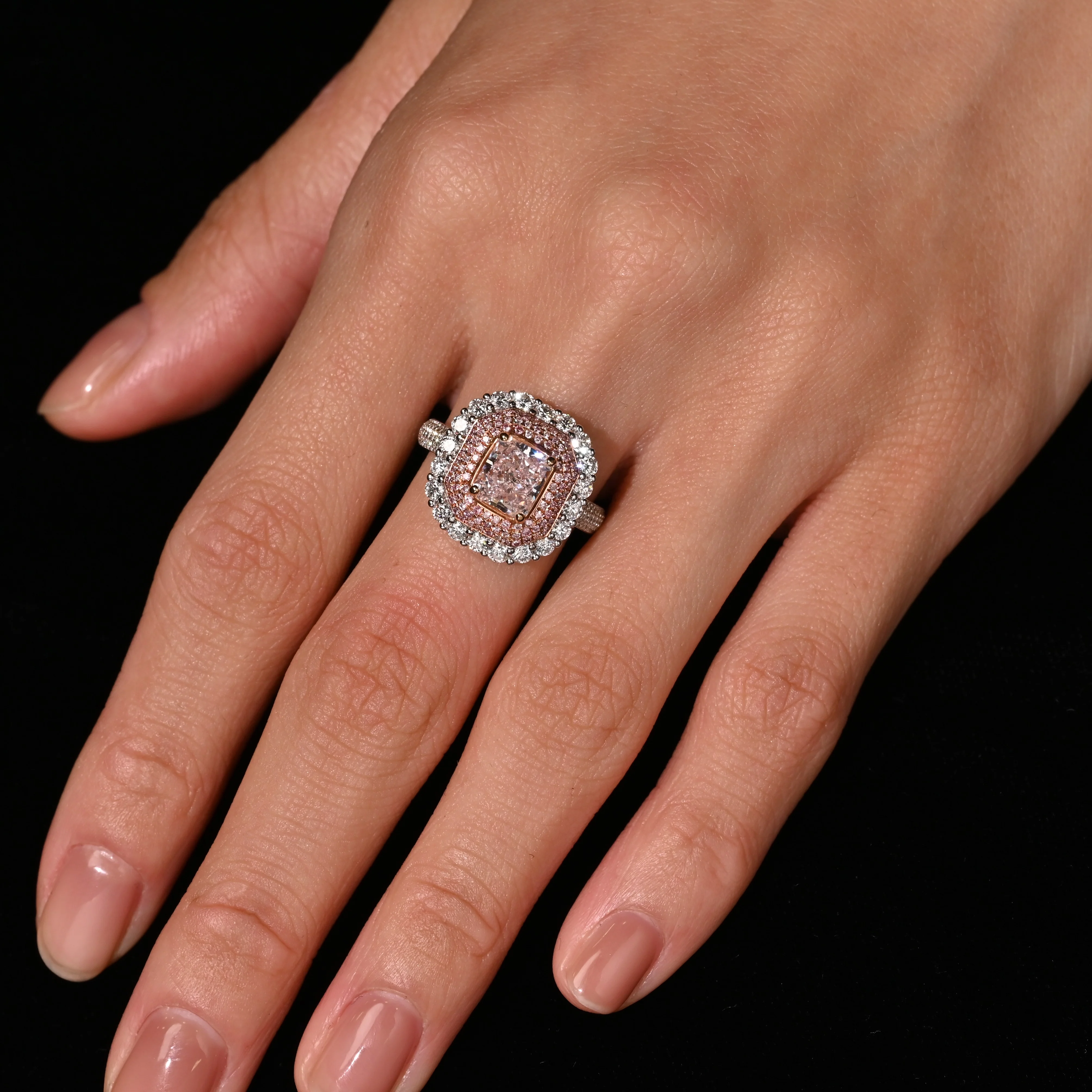 GIA Certified 2.69ct Fancy Orangy Pink Diamond Halo Ring - Image 4