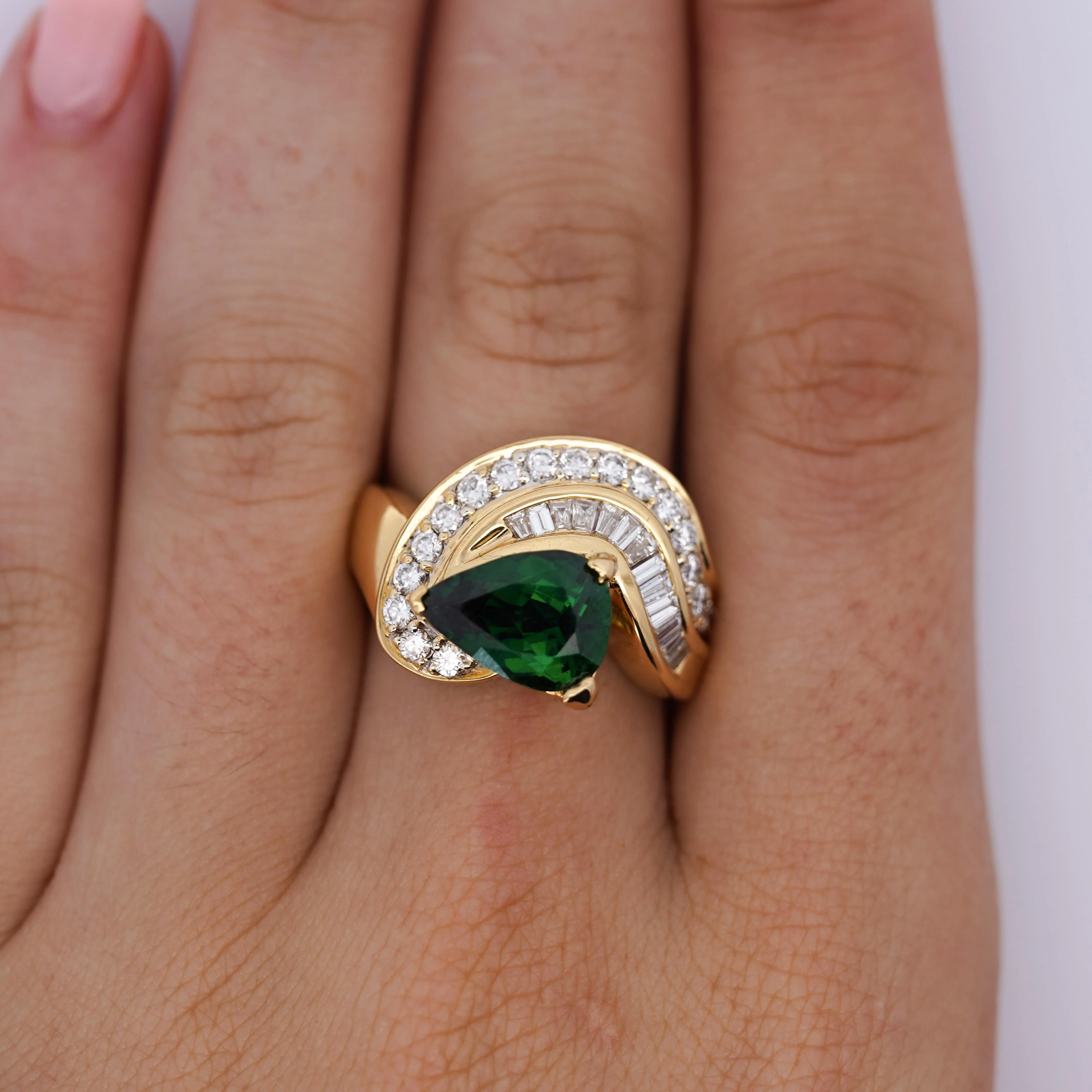 GIA Certified 3.55ct Pear Cut Tsavorite Diamond Cocktail Ring - Image 2