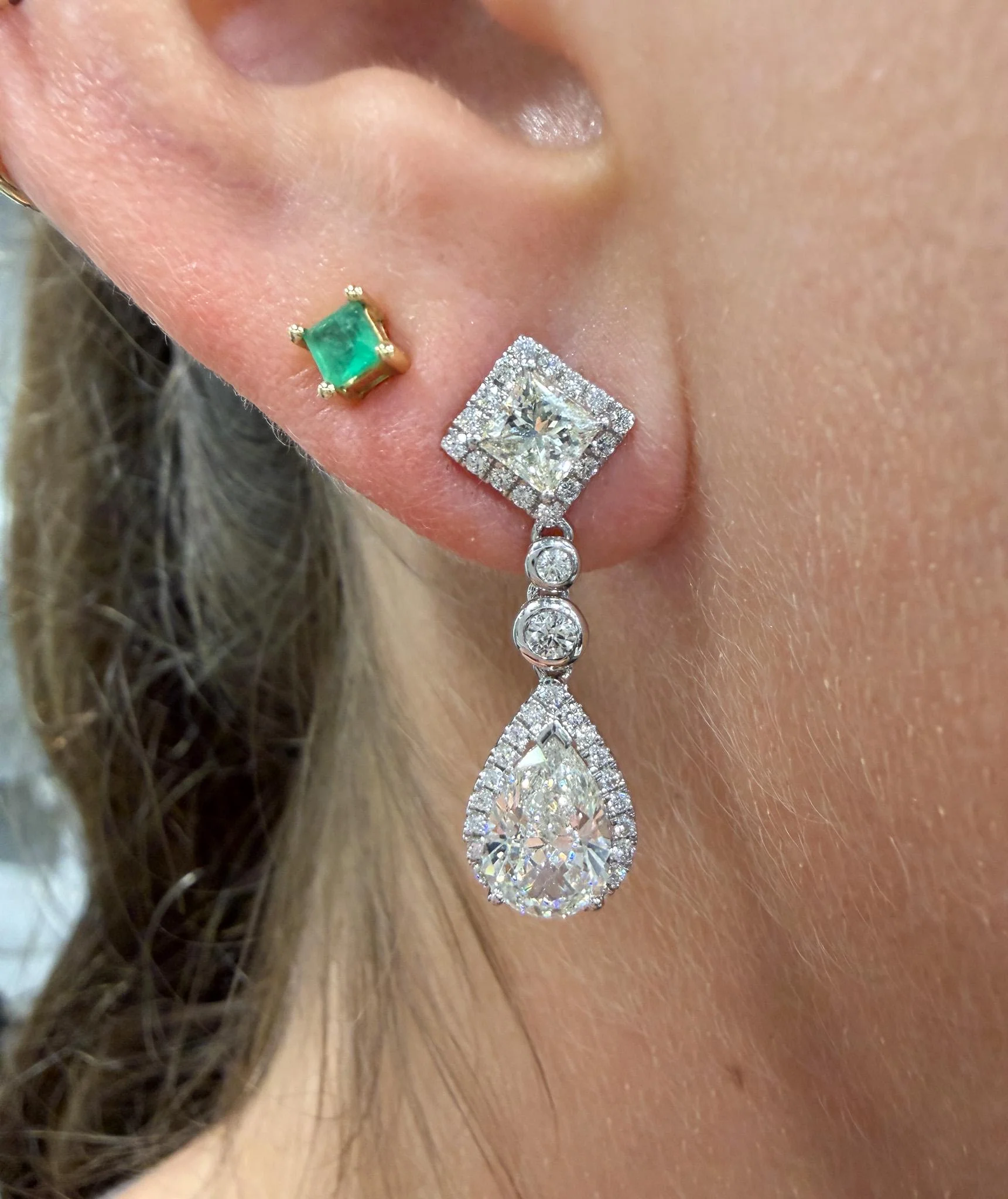 GIA Certified 3.93 Carat Pear Cut &Diamond Halo Drop Earrings in 18K White Gold - Image 10