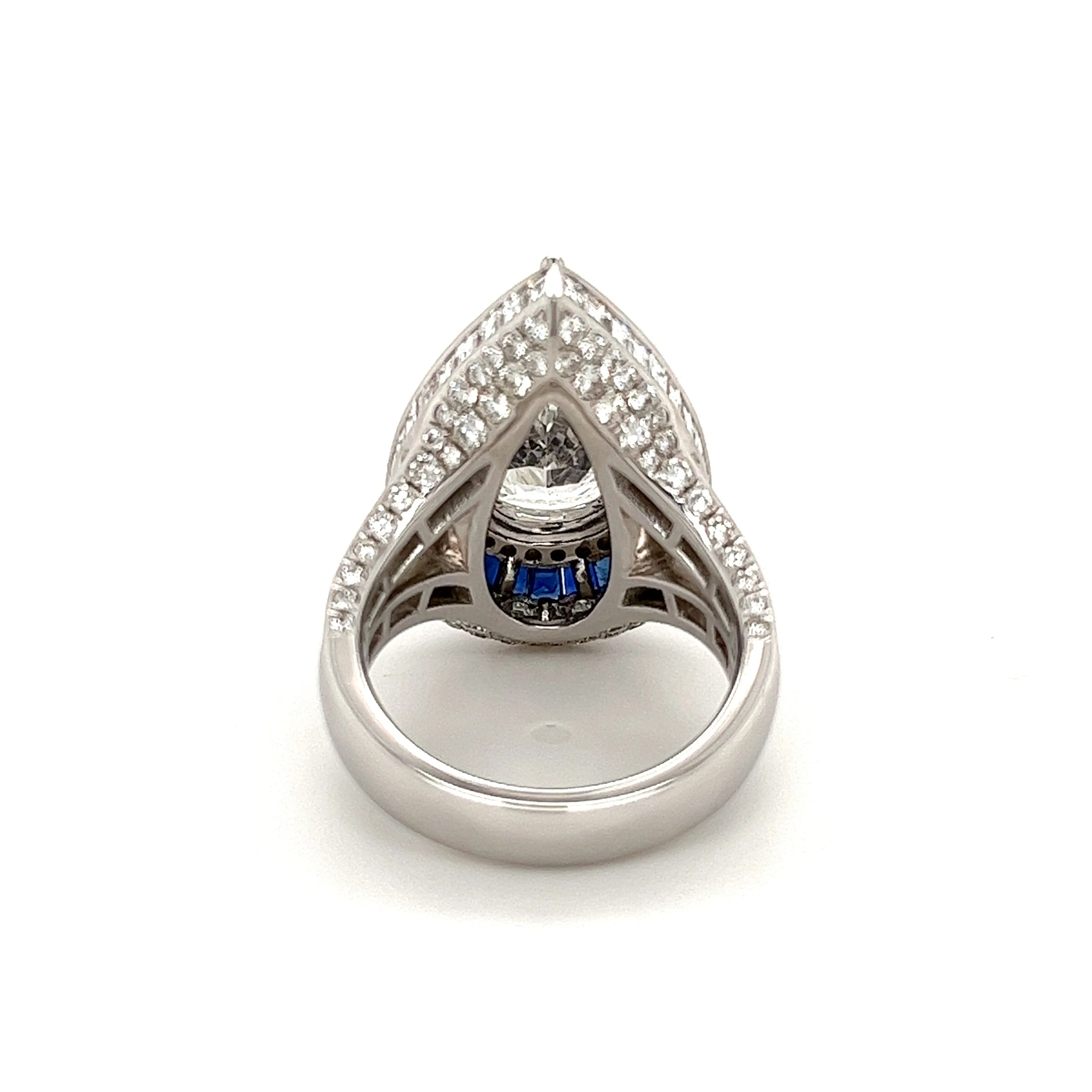 GIA Certified 4.48 Carat Pear Shape, H/SI2, Diamond Ring - Image 4