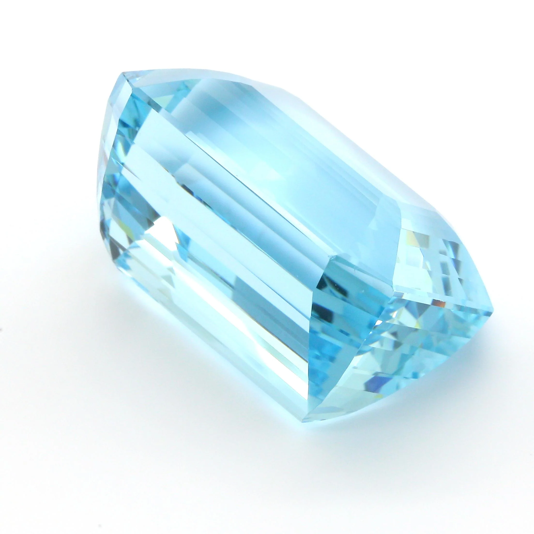 GIA Certified 47.02 Carat Emerald Cut Loose Aquamarine - Image 4