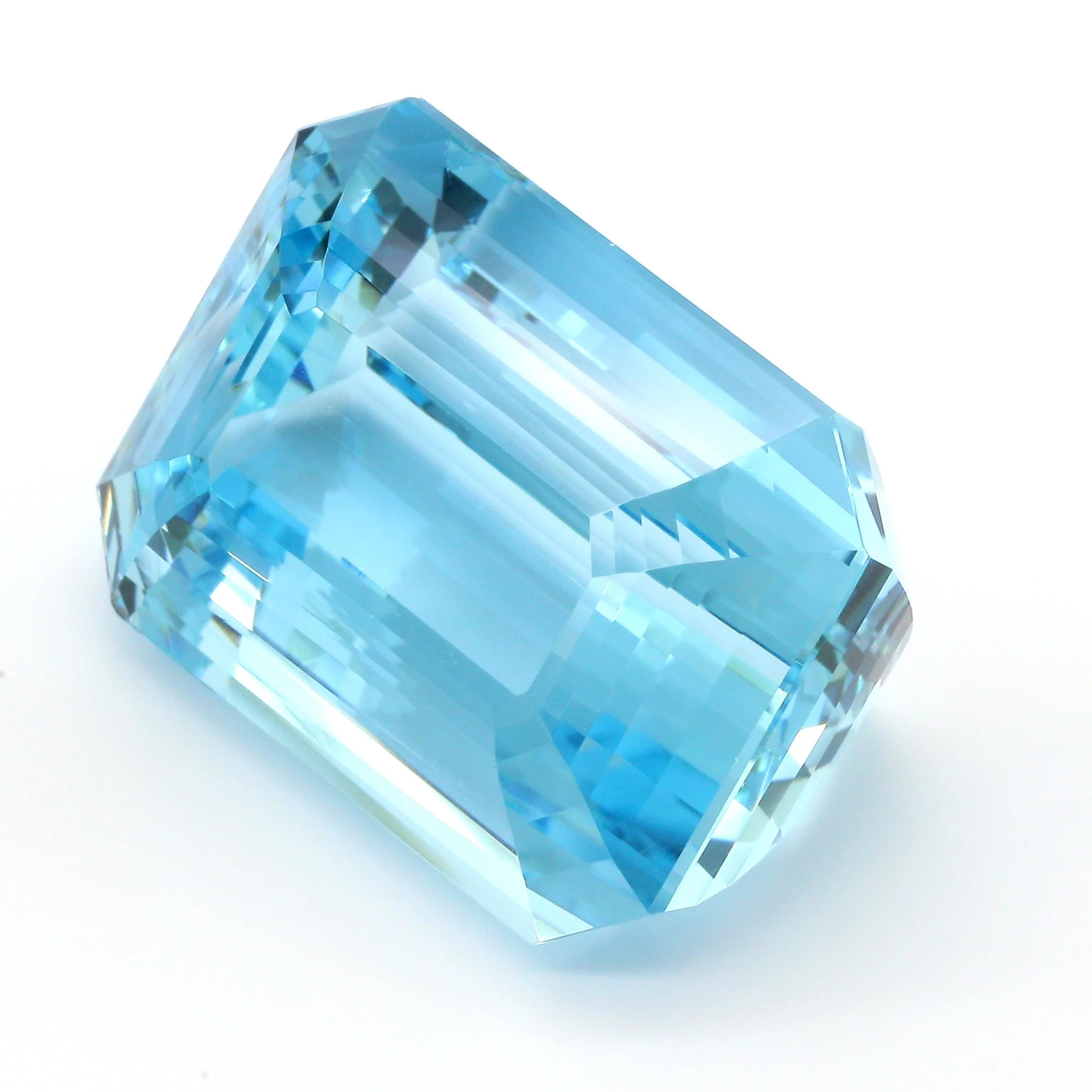 GIA Certified 47.02 Carat Emerald Cut Loose Aquamarine - Image 8