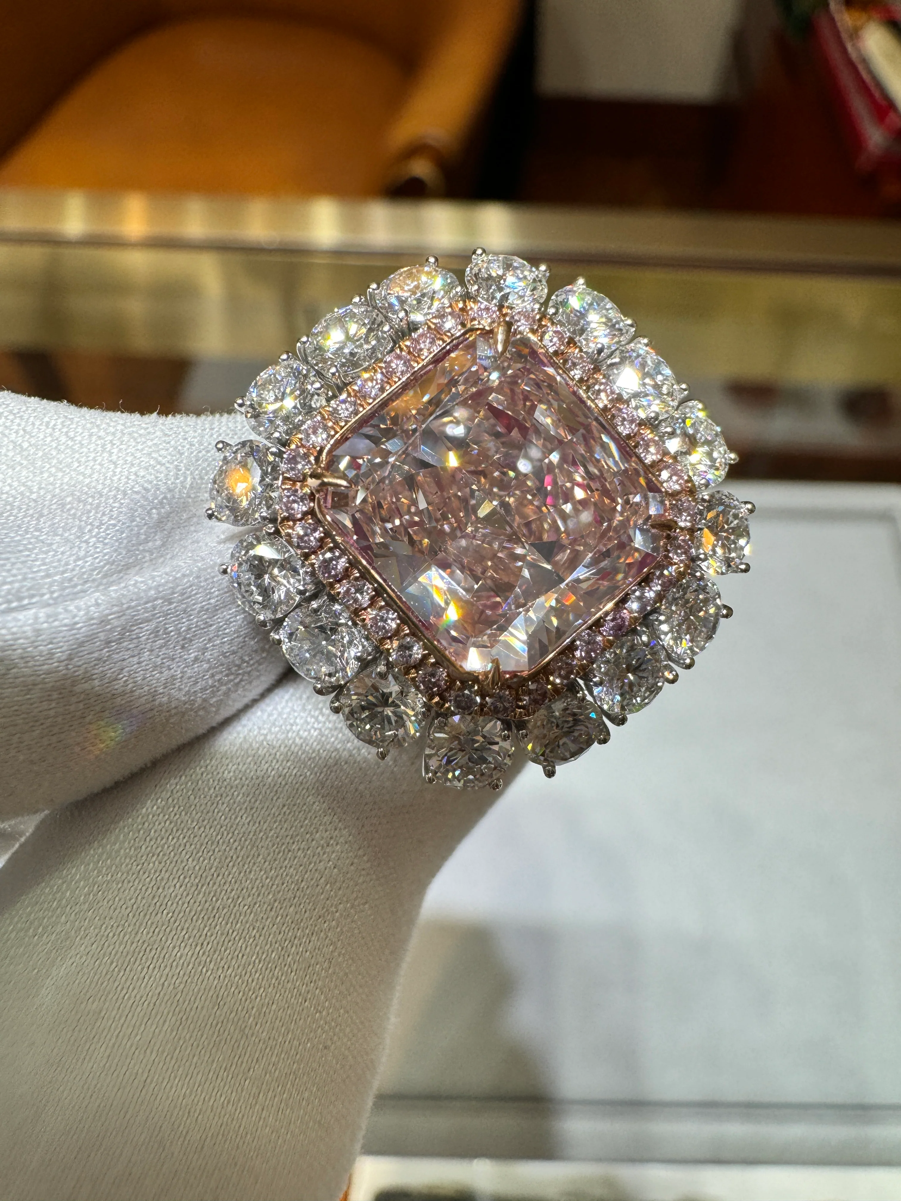 GIA Certified 6.53 Carat Fancy Pink-Brown & White Diamond Ring - Image 7