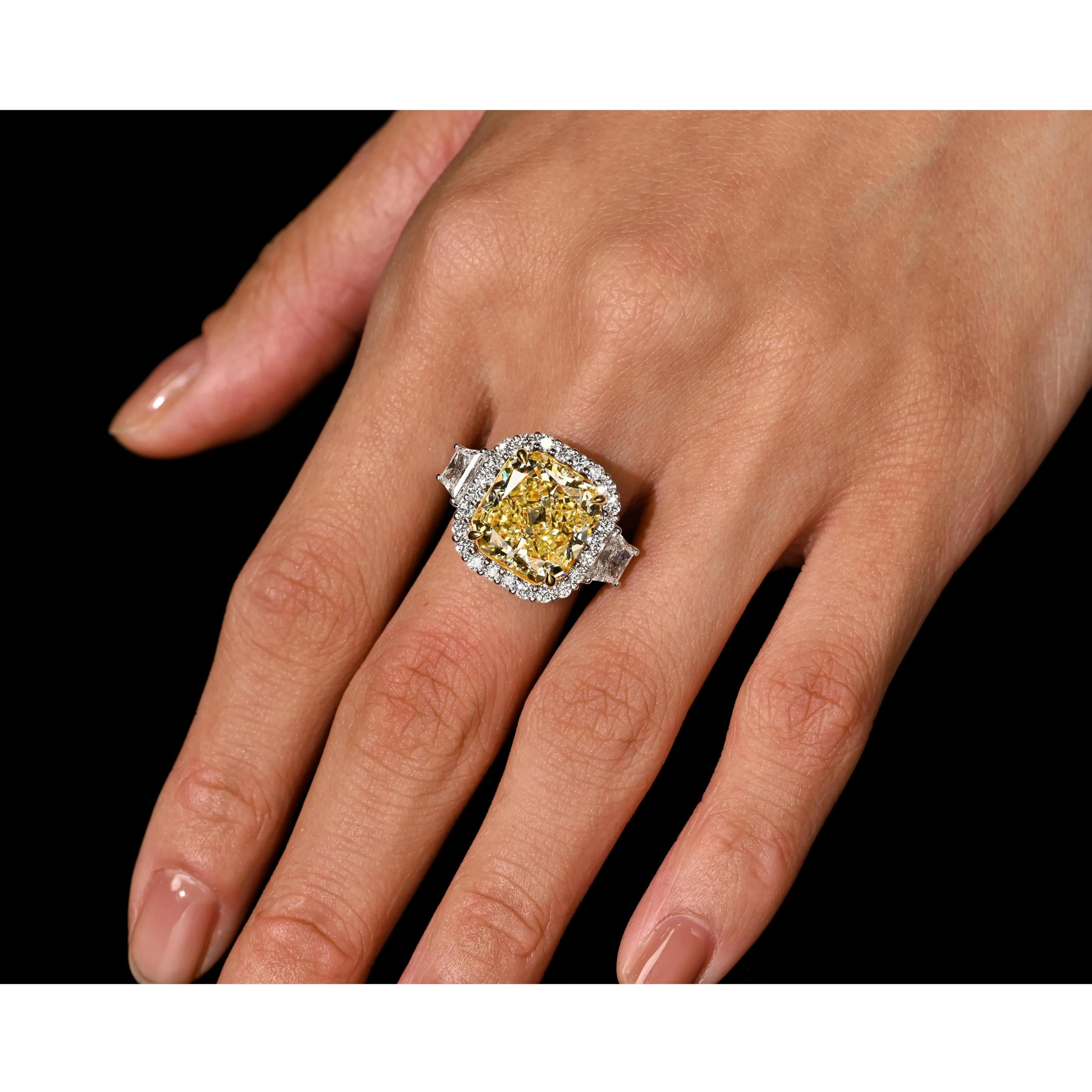 GIA Certified 8.39 Carat Fancy Intense Yellow Diamond 18K White Gold Halo Ring - Image 2