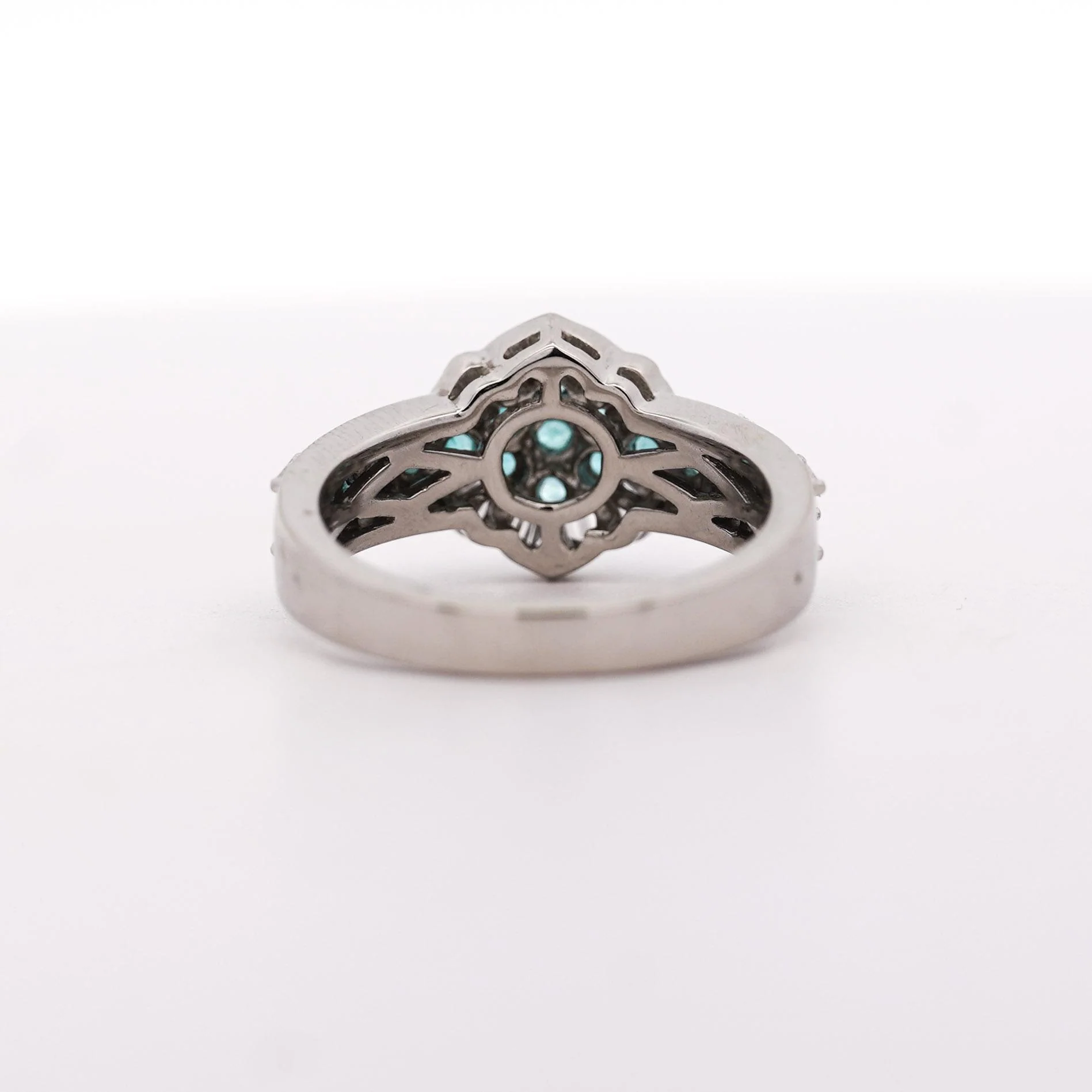 GIA Certified Brazilian Paraiba Tourmaline Cluster Ring - Image 7