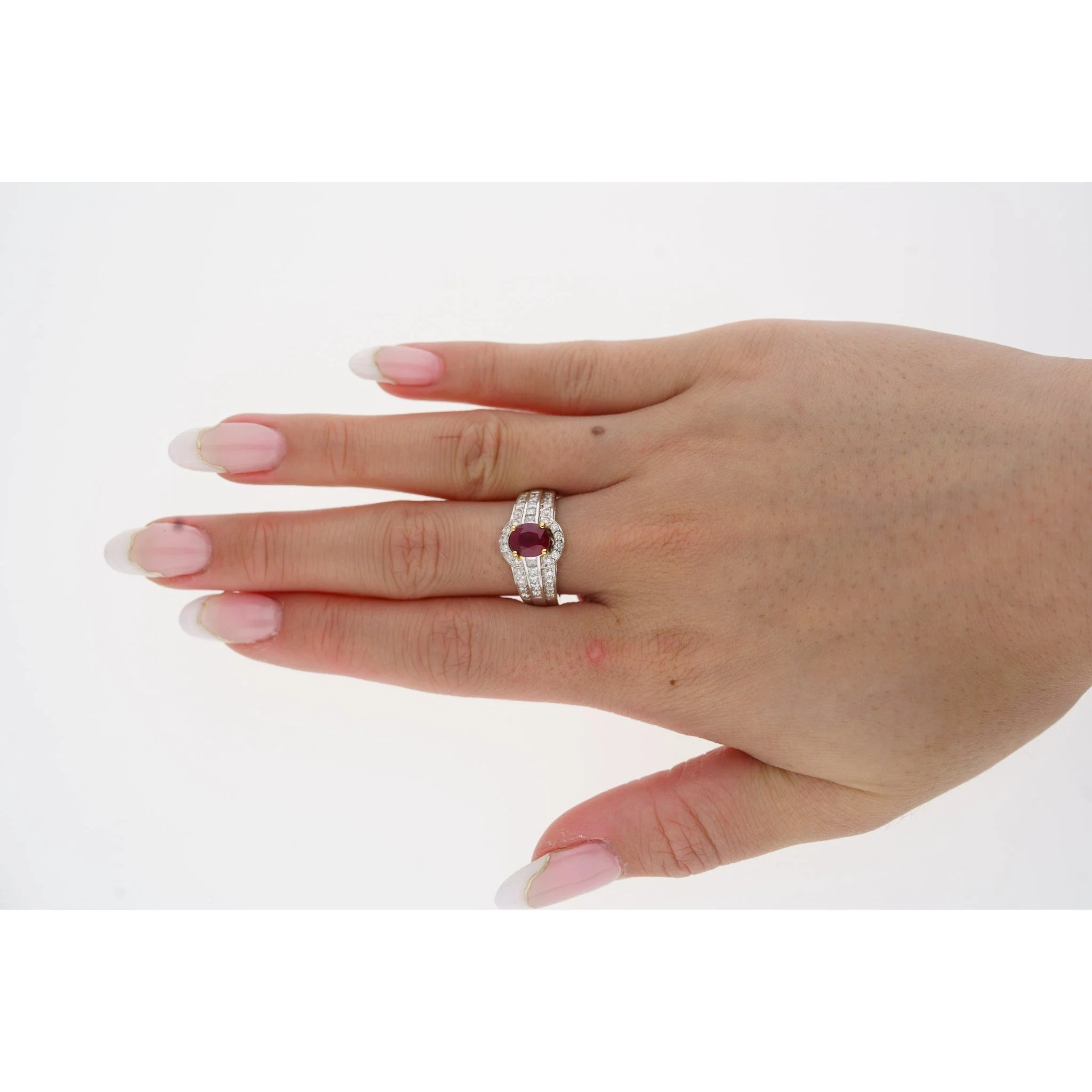 GRS Certified 1.37 Carat Burma Pigeon Blood Ruby & Diamond Ring in 18K Gold - Image 8