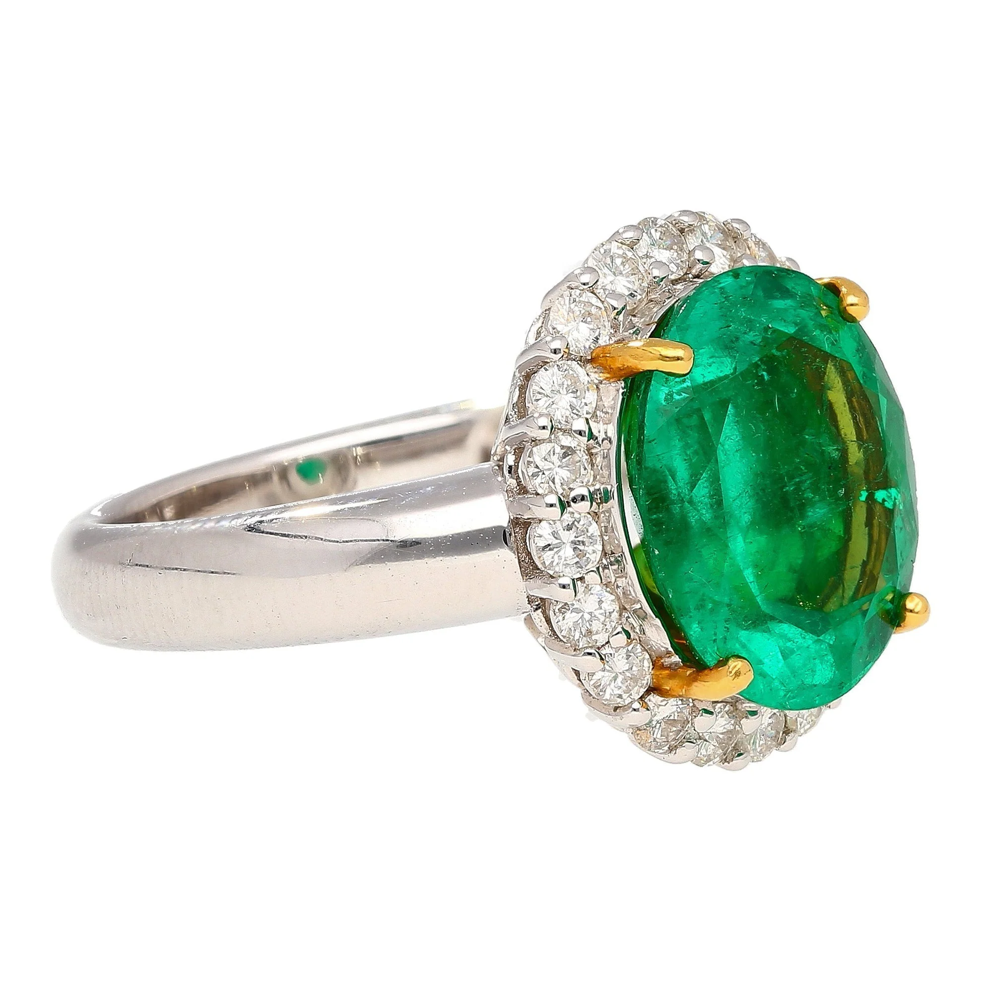 GRS Certified 5.03 Carat Oval Cut Minor Oil Colombian Emerald Ring with Diamond Halo in 18K White Gold - Image 5