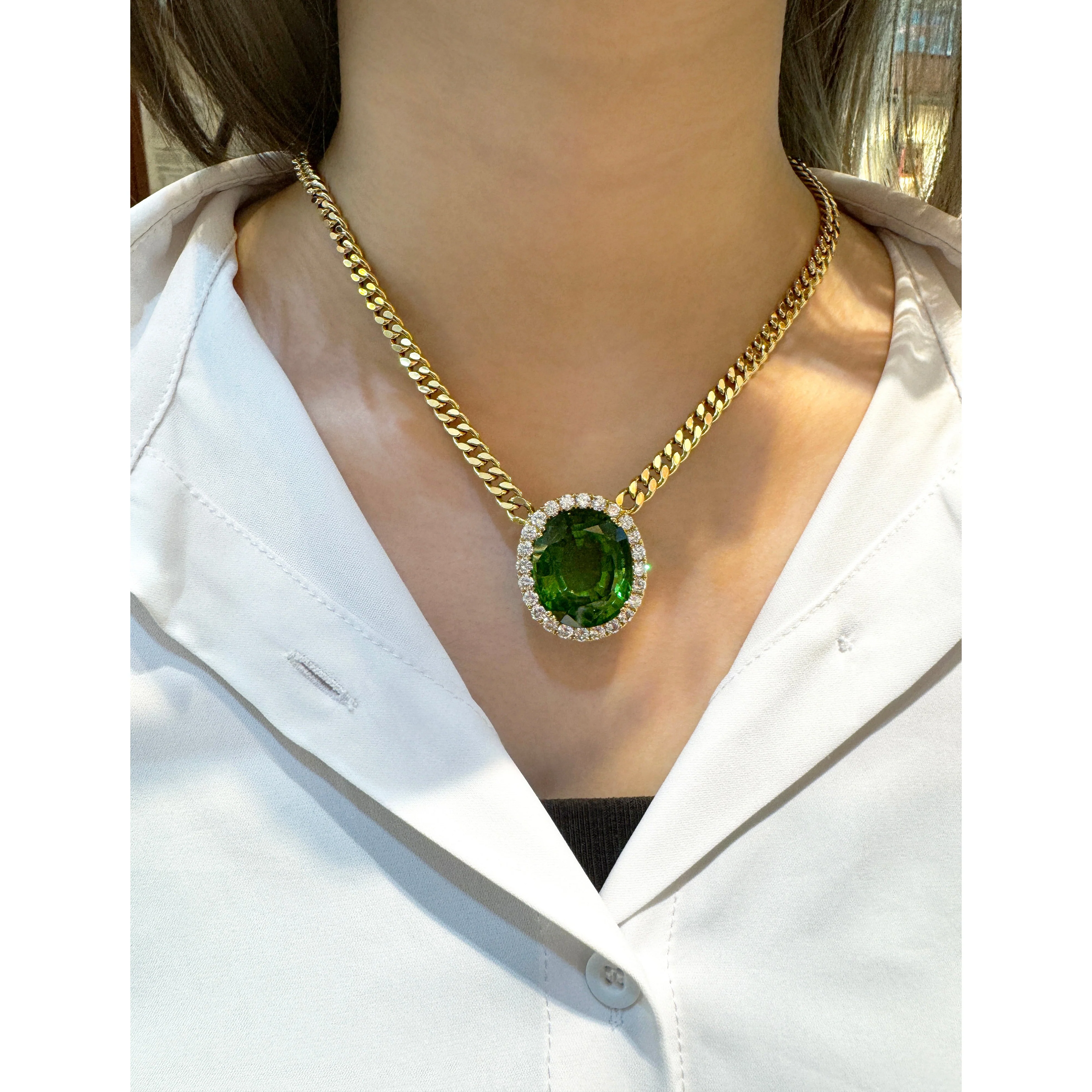 GRS Certified 51 carat Green Oval Cut Peridot with Diamond Halo in 18K Gold Cuban Chain Setting Pendant Necklace - Image 10