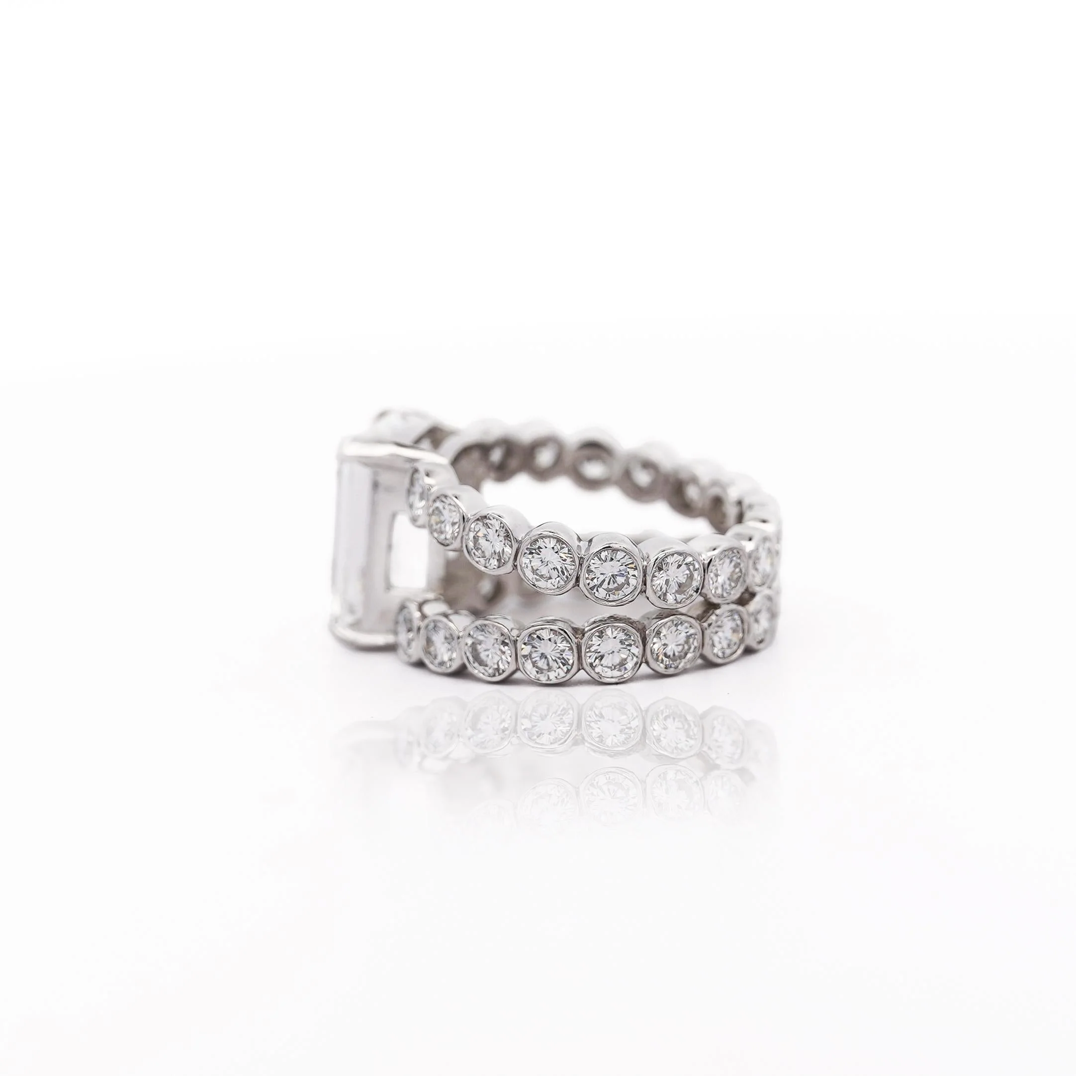 IGI Cert. 10.05 Carat Emerald Cut Lab Grown Diamond Platinum Split Open Ring - Image 7
