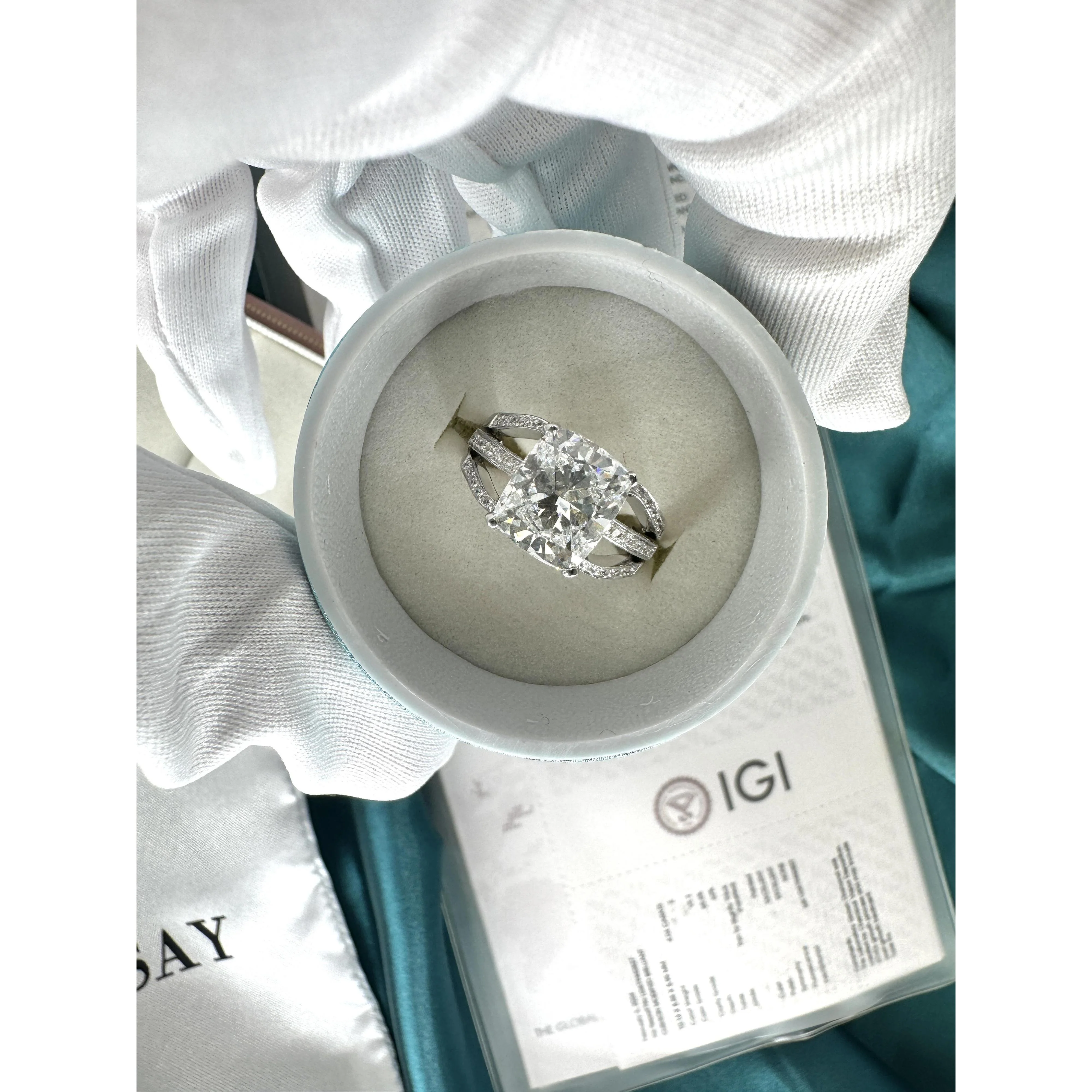 IGI Cert. 4.04 Carat Cushion Lab Grown Diamond Triple Band Engagement Ring - Image 11
