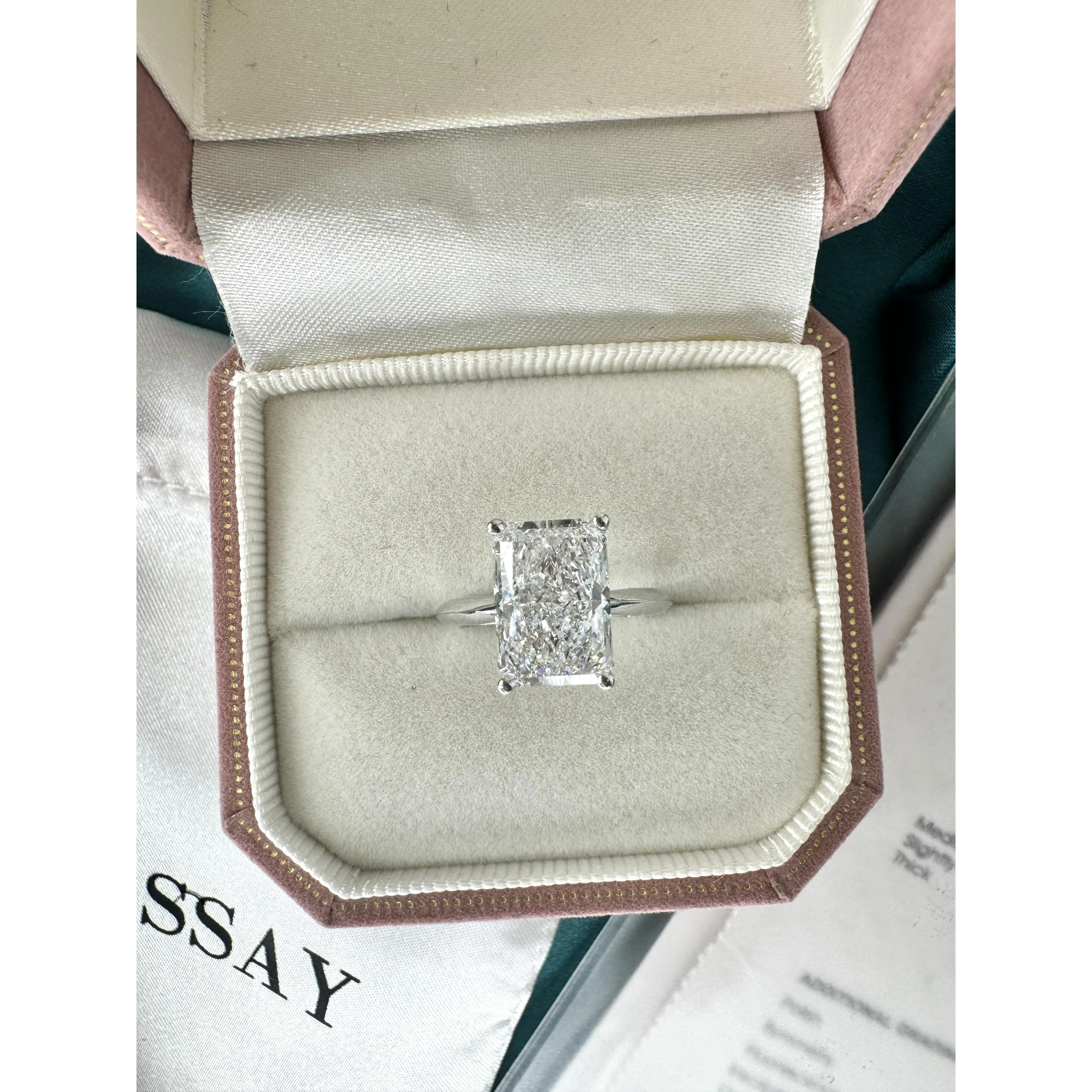 IGI Cert 4.58 Carat Elongated Radiant Cut Lab Diamond 14KW Gold Engagement Ring - Image 7