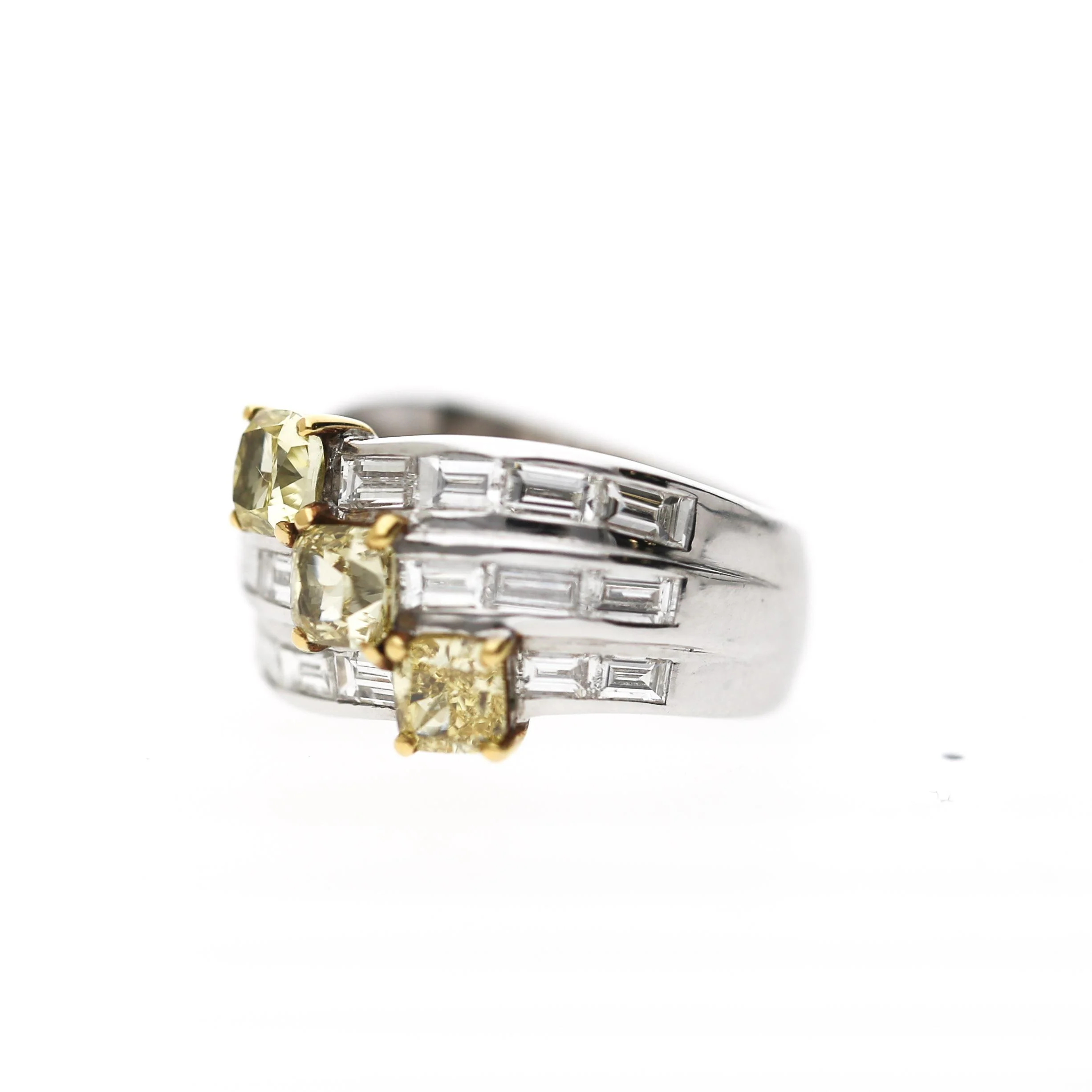IGI Certified Fancy Deep Yellow & Greenish Yellow Diamond 18K Two Tone Gold Ring - Image 2