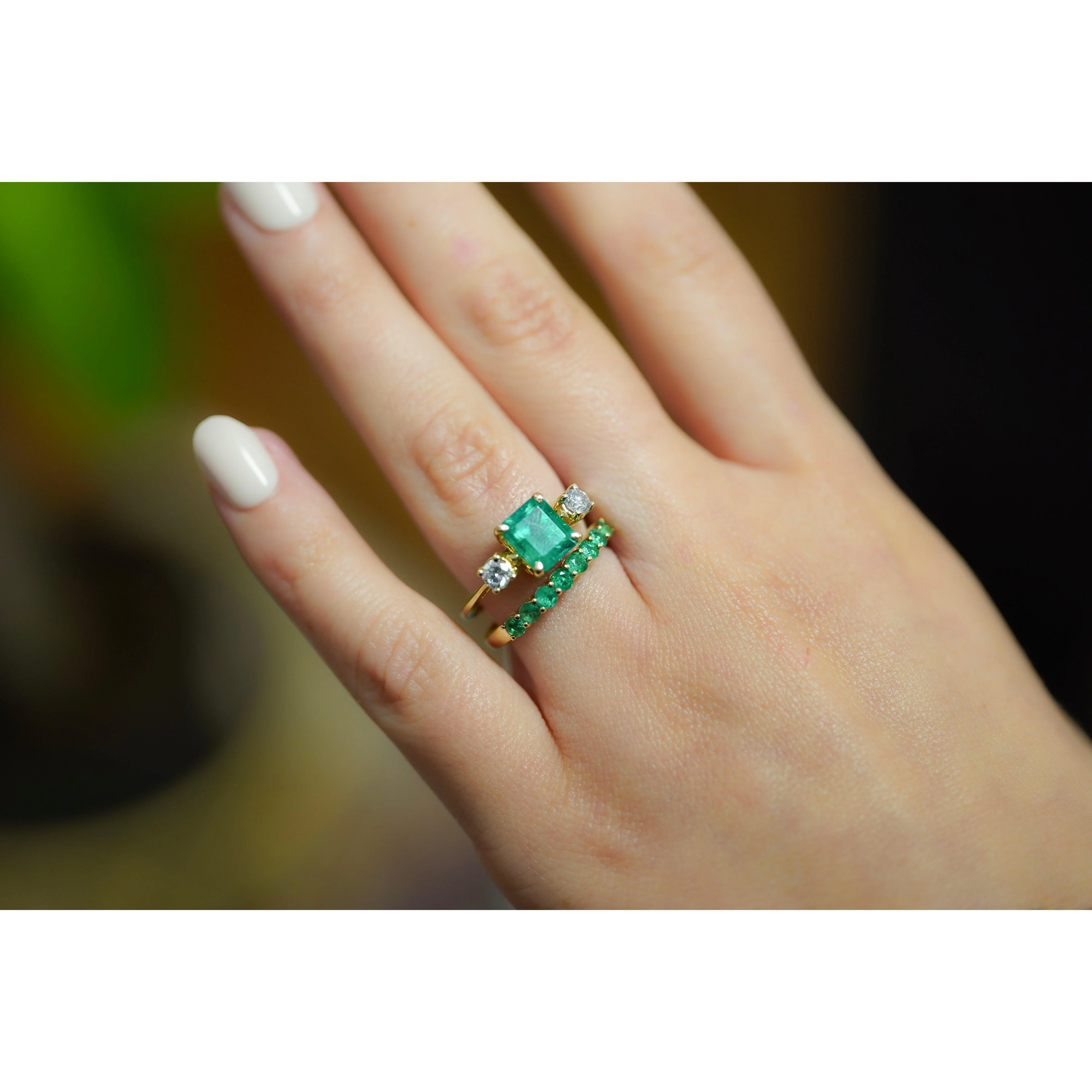 Natural 1/2 Carat Emerald Wedding Band Ring in 14K Gold - Image 9