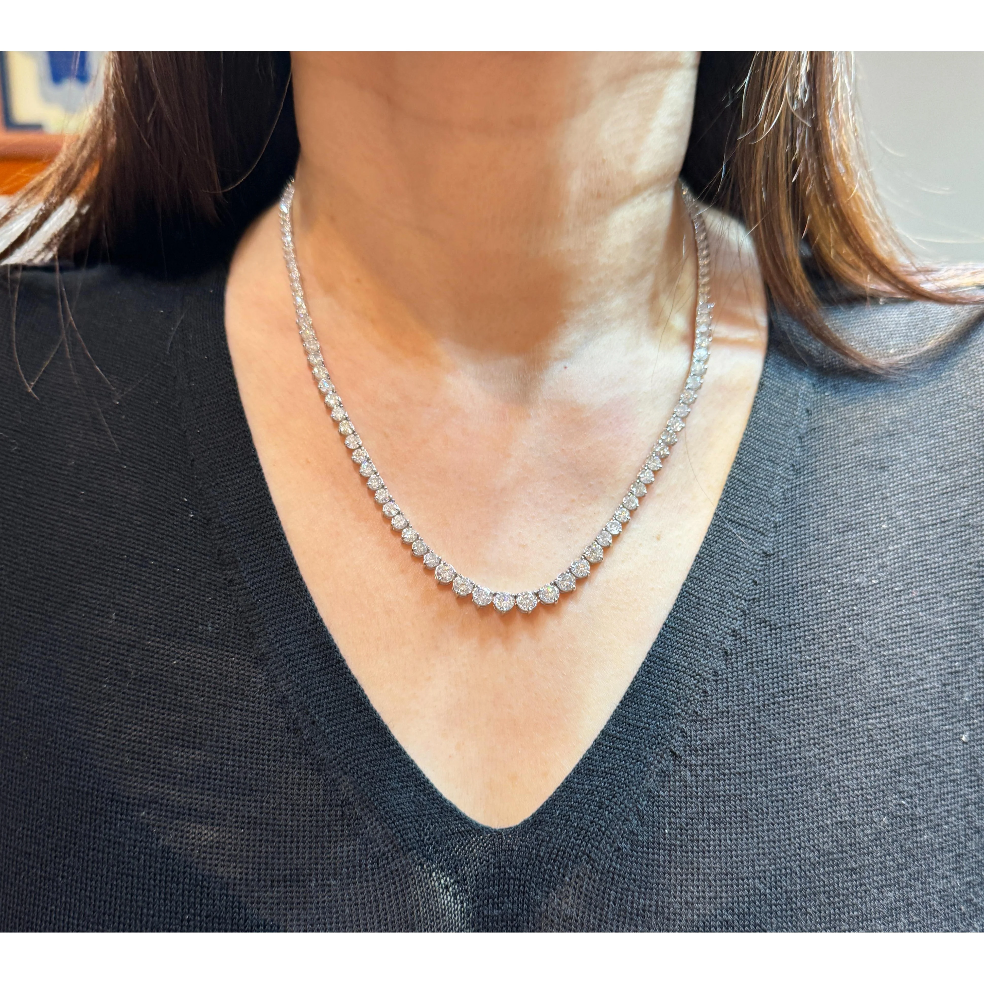 Natural 15.50 CTTW Graduated Diamond Riviera Tennis Necklace 18" in Platinum - Image 3