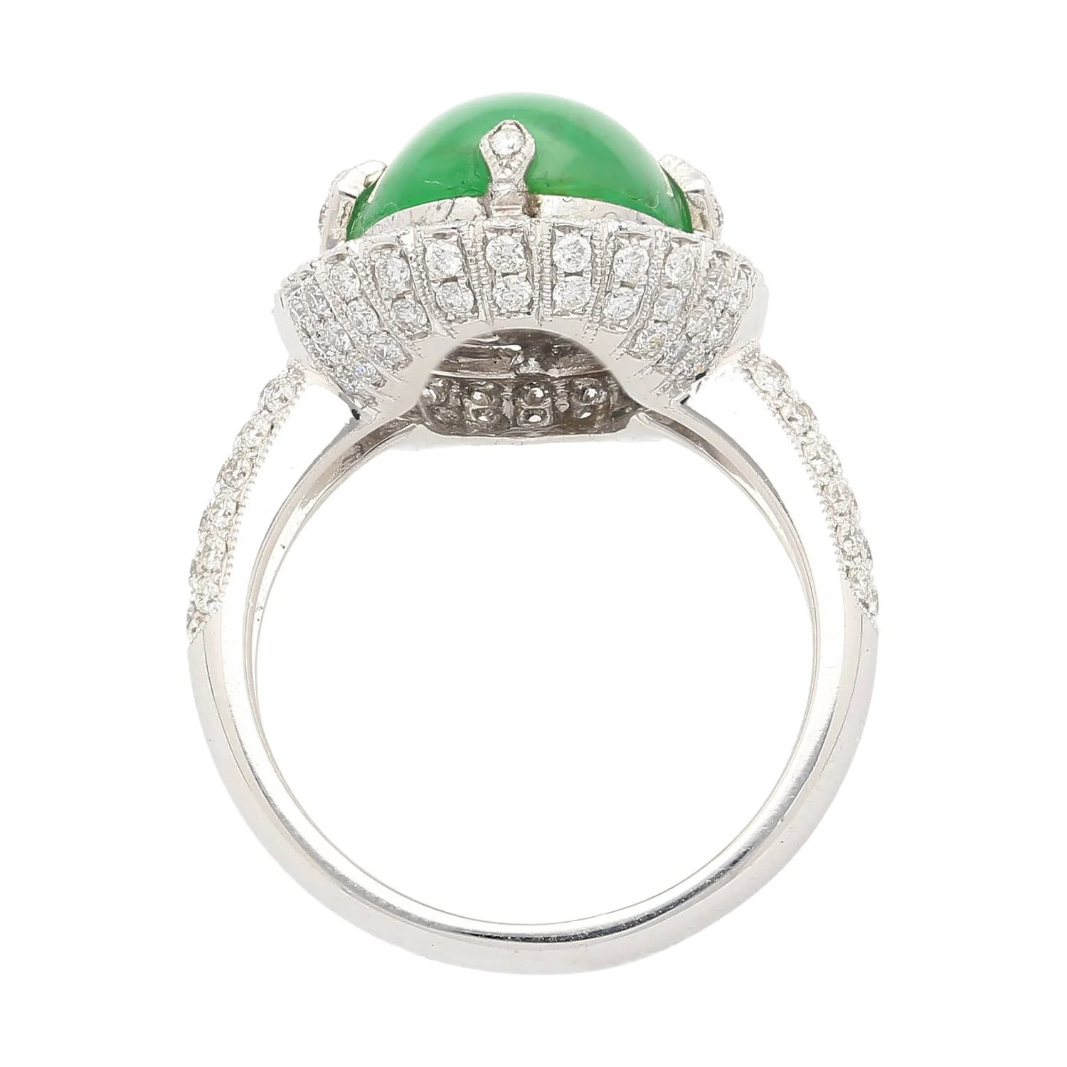 Vintage 7.29 Carat Jadeite Jade "A" Ring with Round Cut Diamond Halo & 18K Milgrain Finish - Image 4