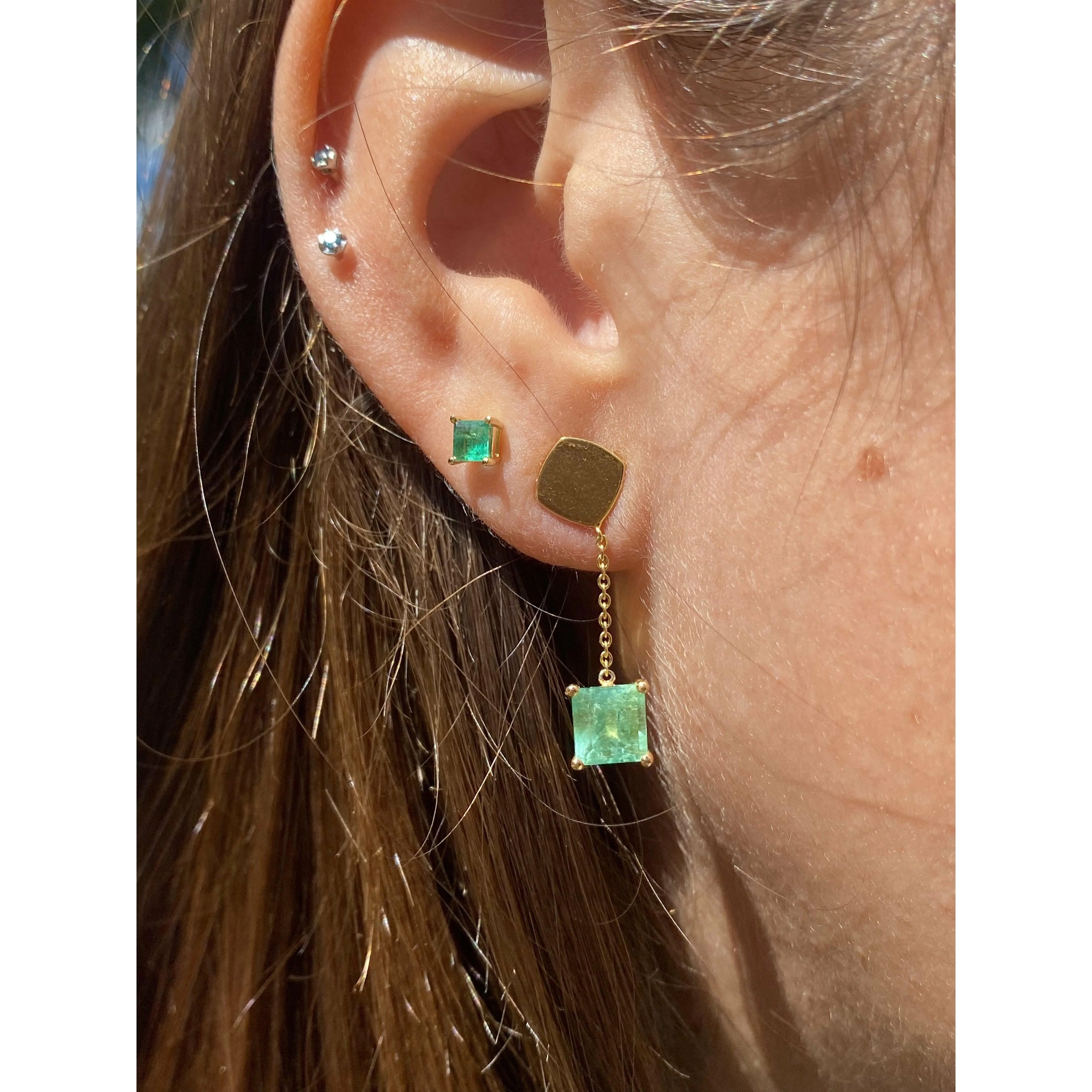 Natural Colombian Emerald Square cut drop Earrings in 18k solid gold - Image 3